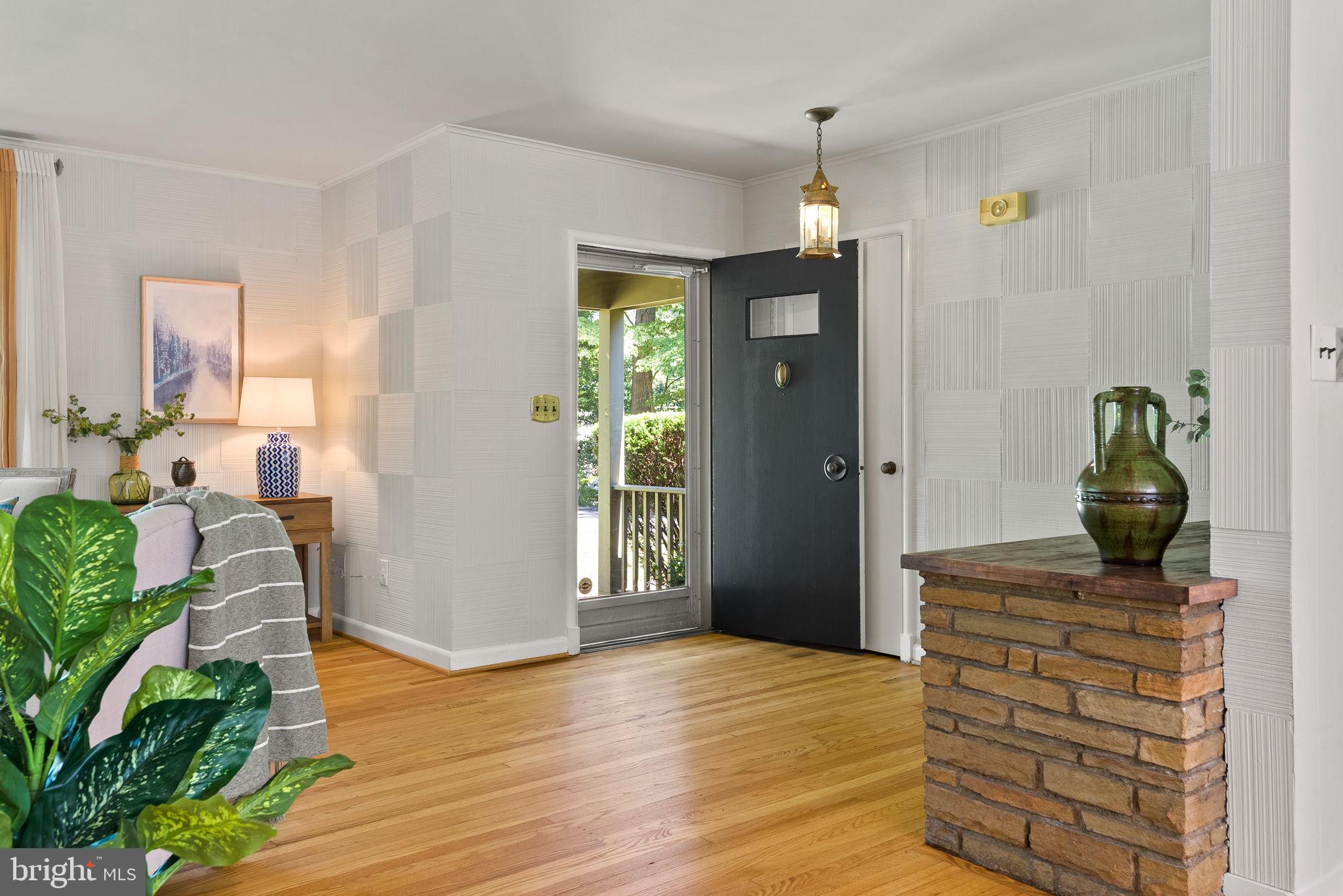 HILLWOOD - Residential