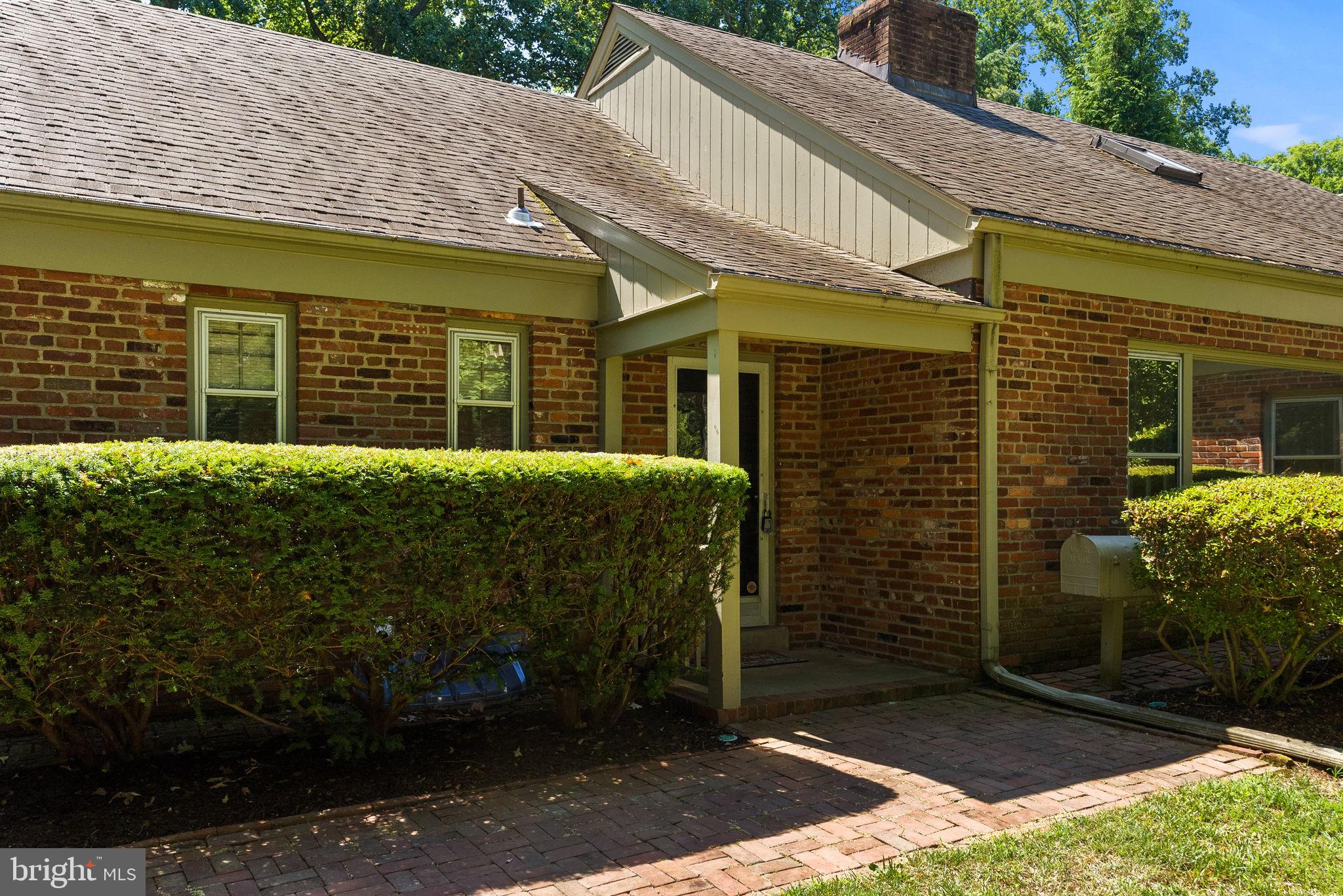 HILLWOOD - Residential