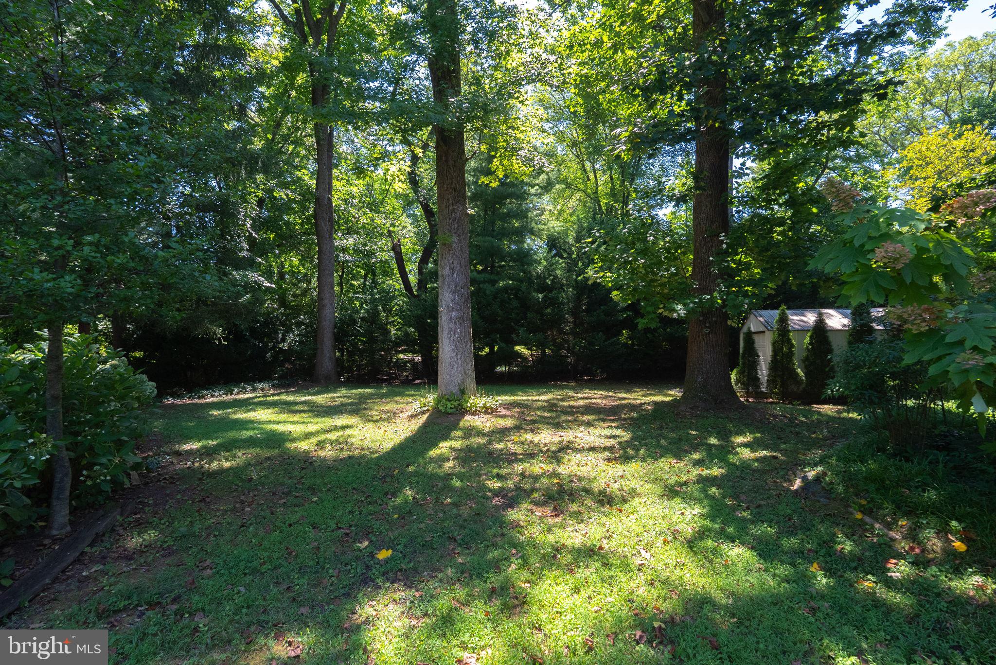 HILLWOOD - Residential