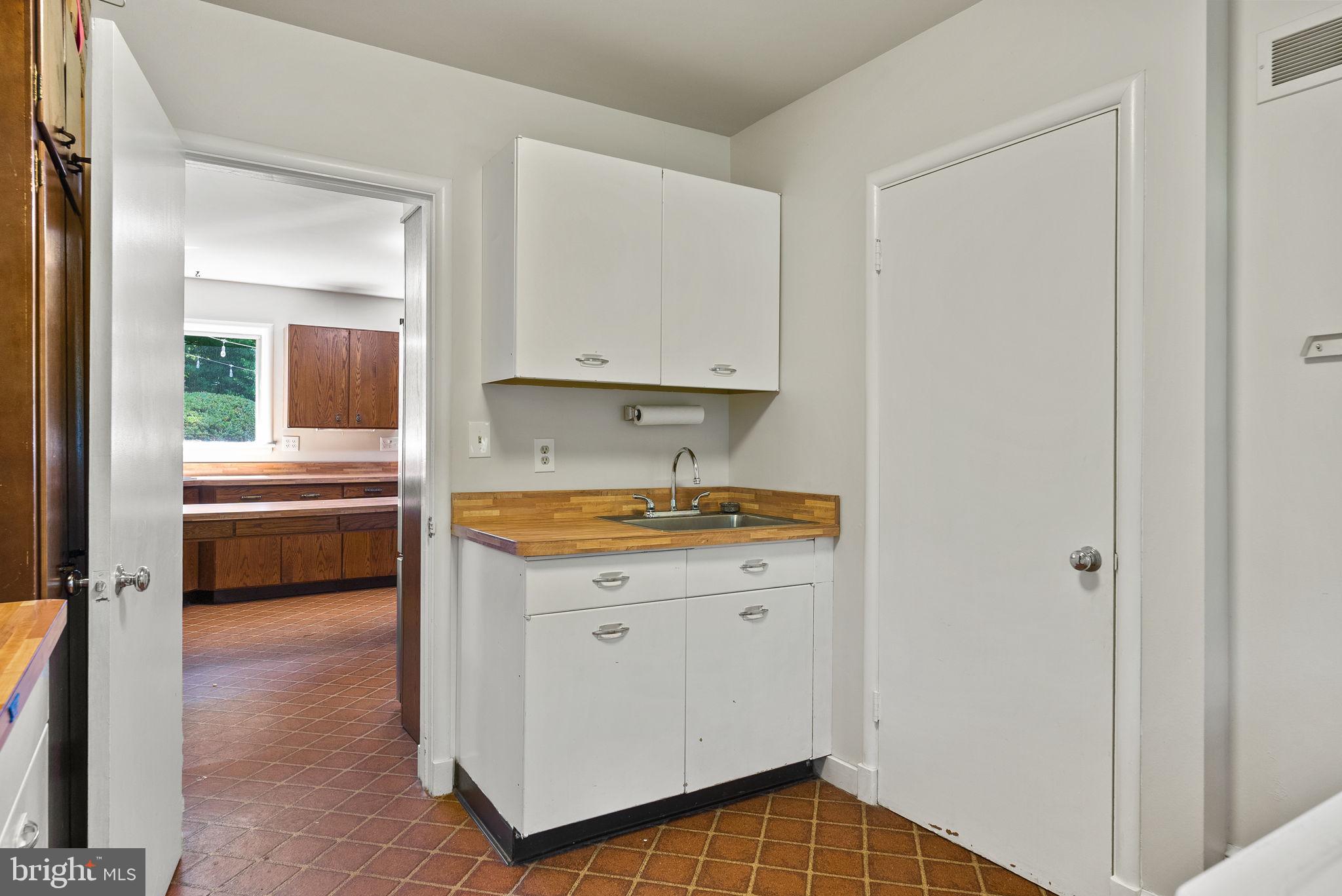 HILLWOOD - Residential