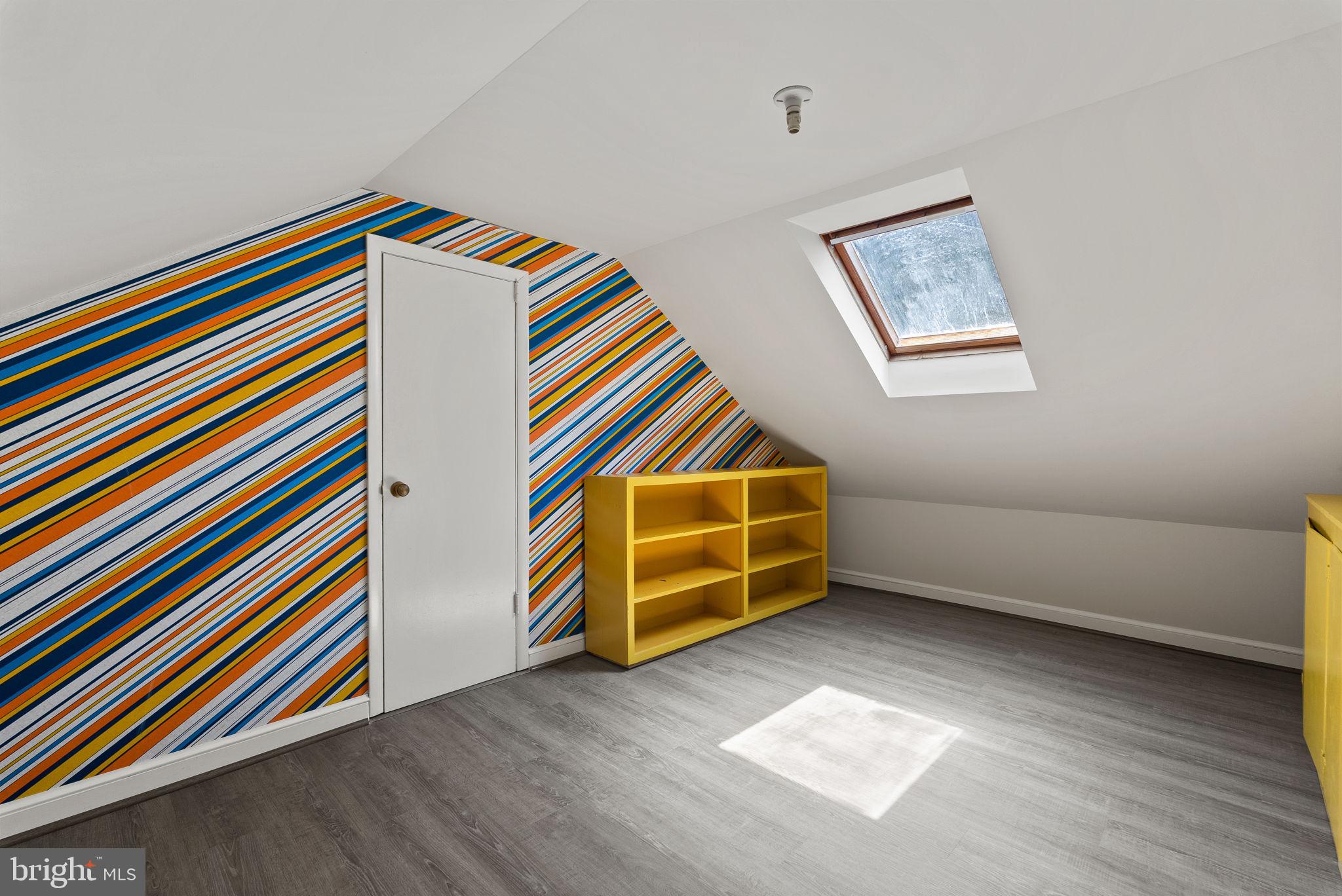 HILLWOOD - Residential