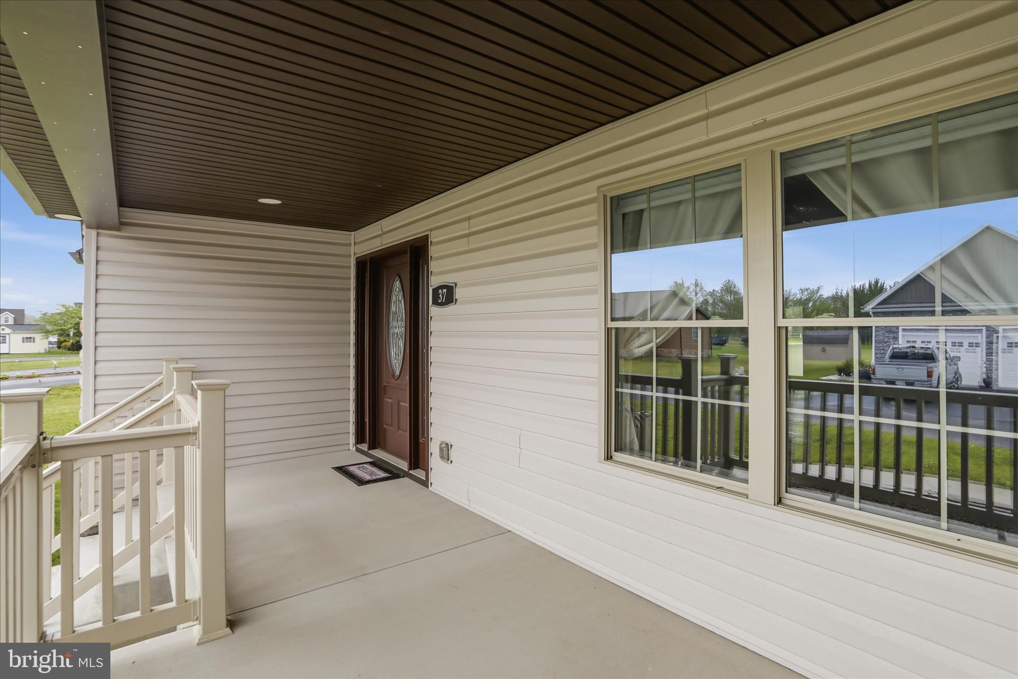 CREEKSIDE MANOR - Residential