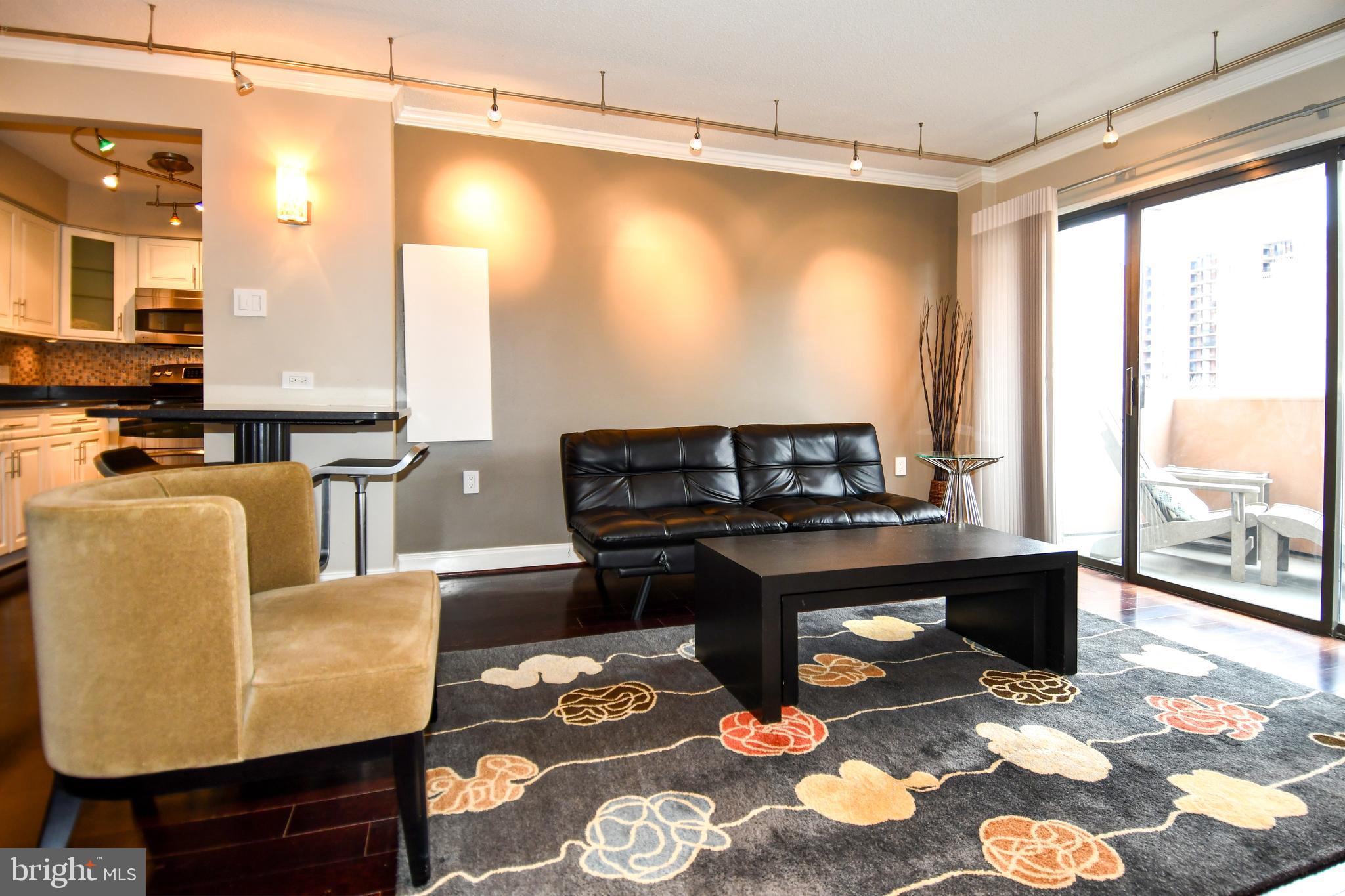 1301 N COURTHOUSE ROAD 1005