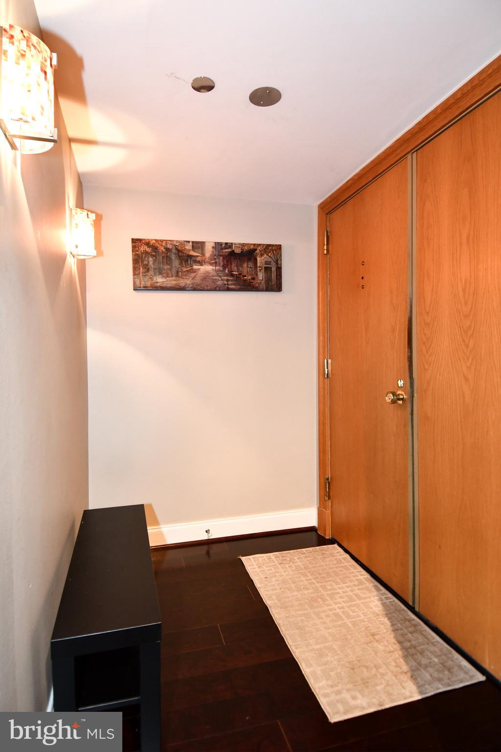 1301 N COURTHOUSE ROAD 1005