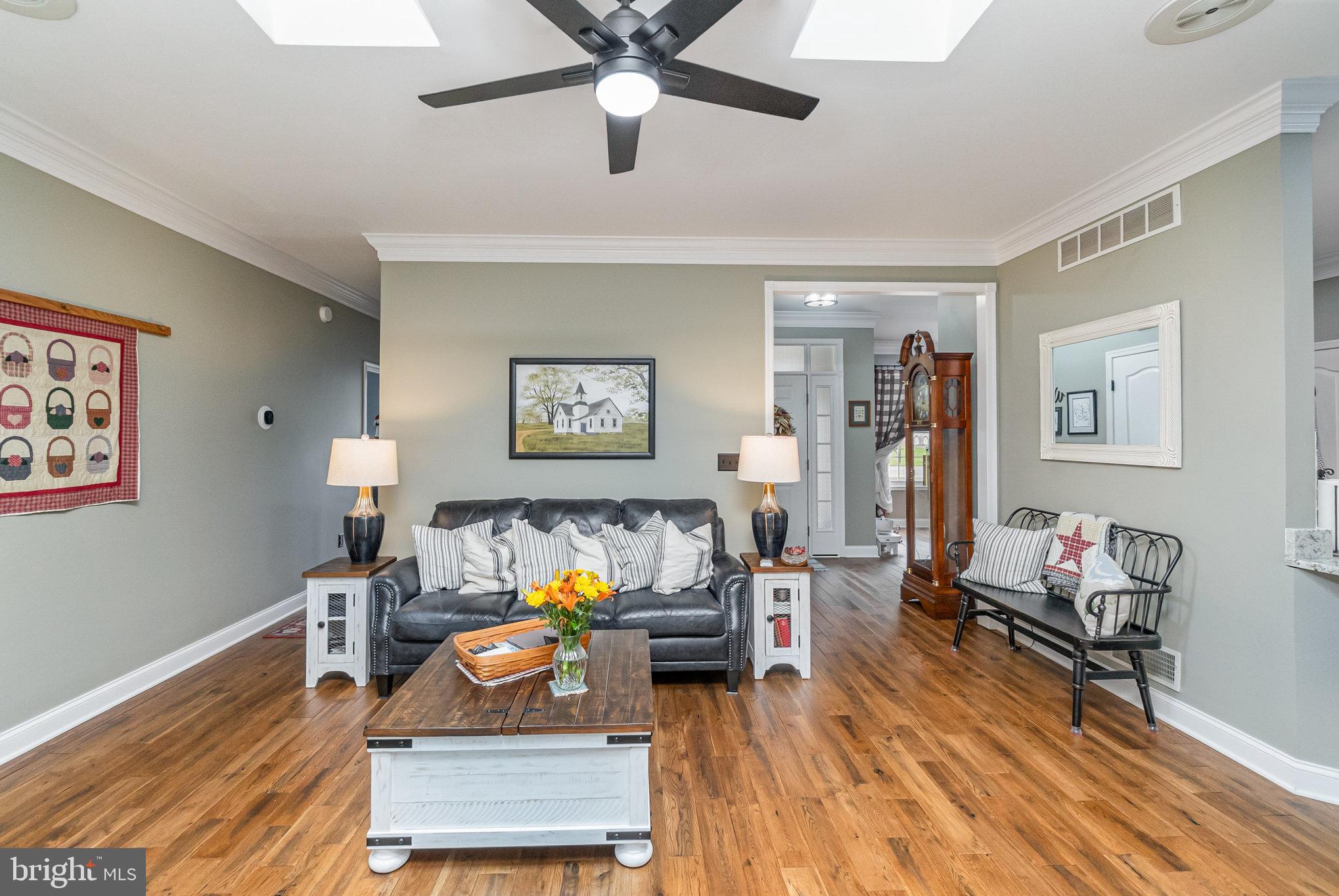 15 YARMOUTH LANE