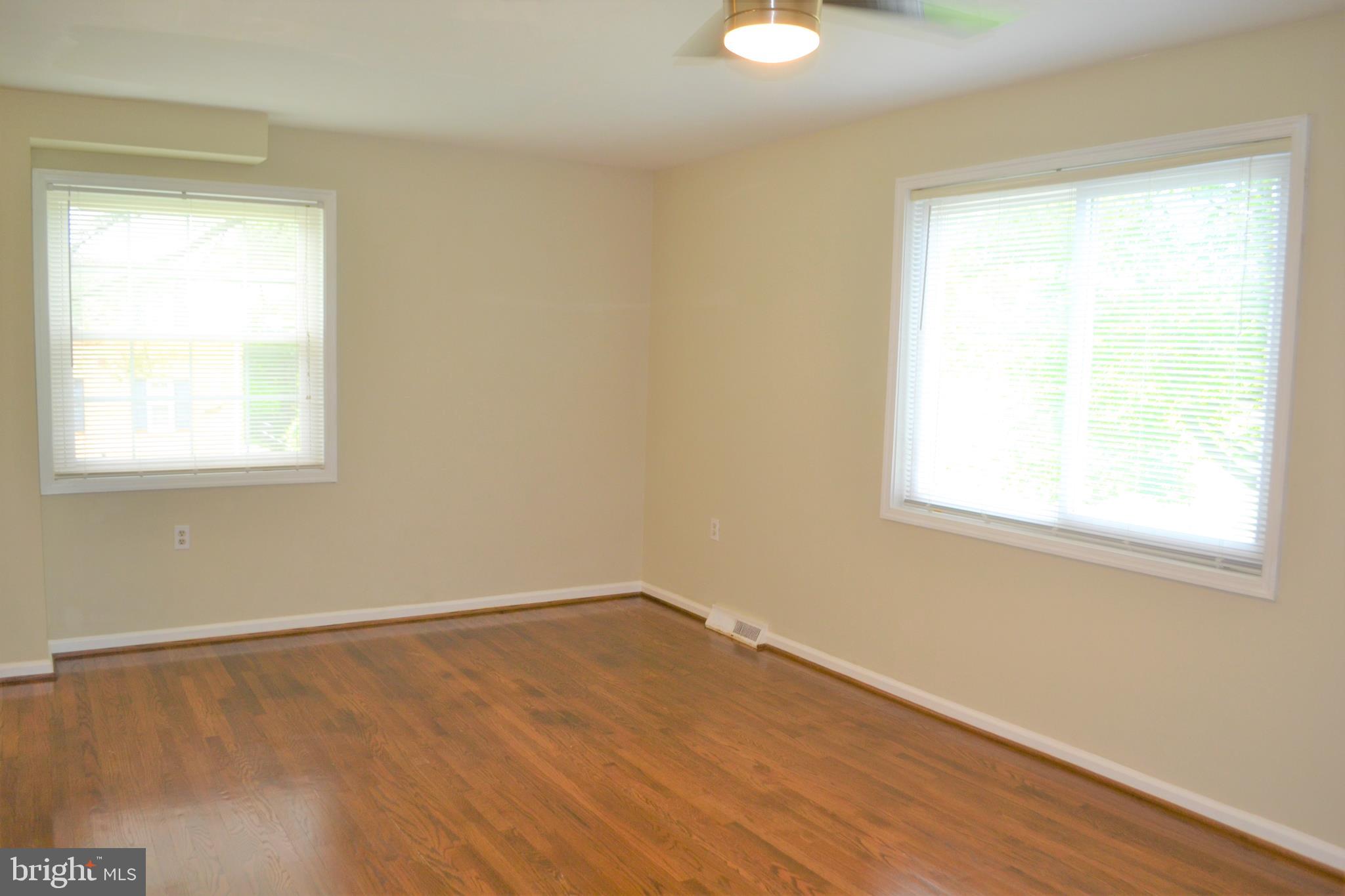 LAKEPOINTE - Residential Lease