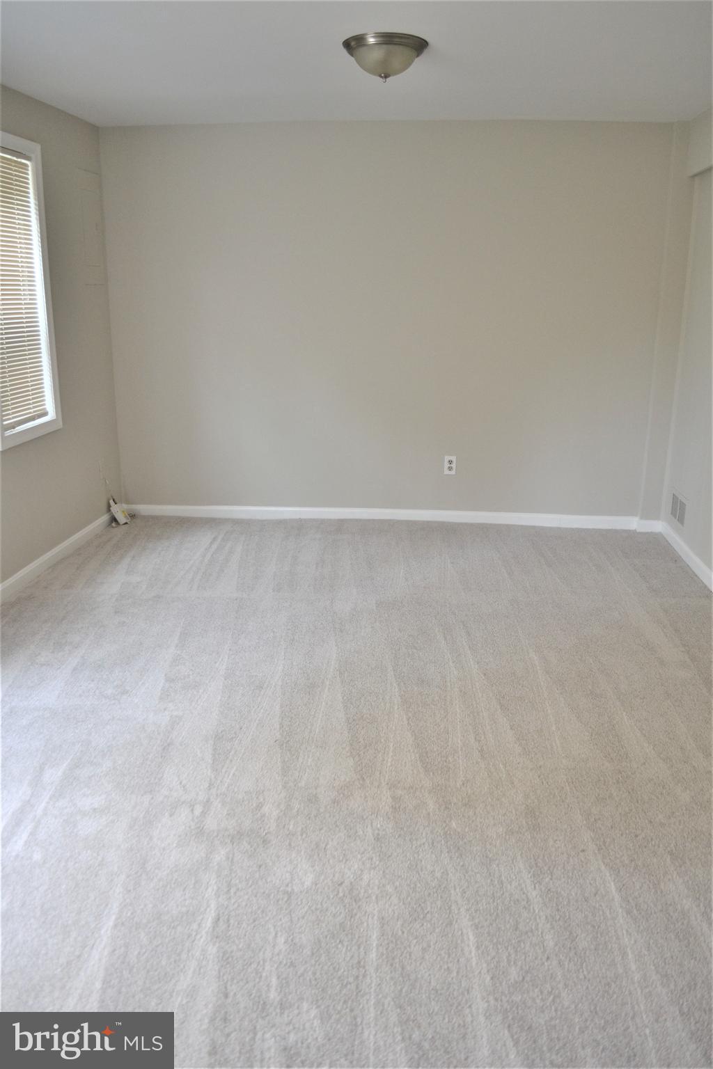 LAKEPOINTE - Residential Lease