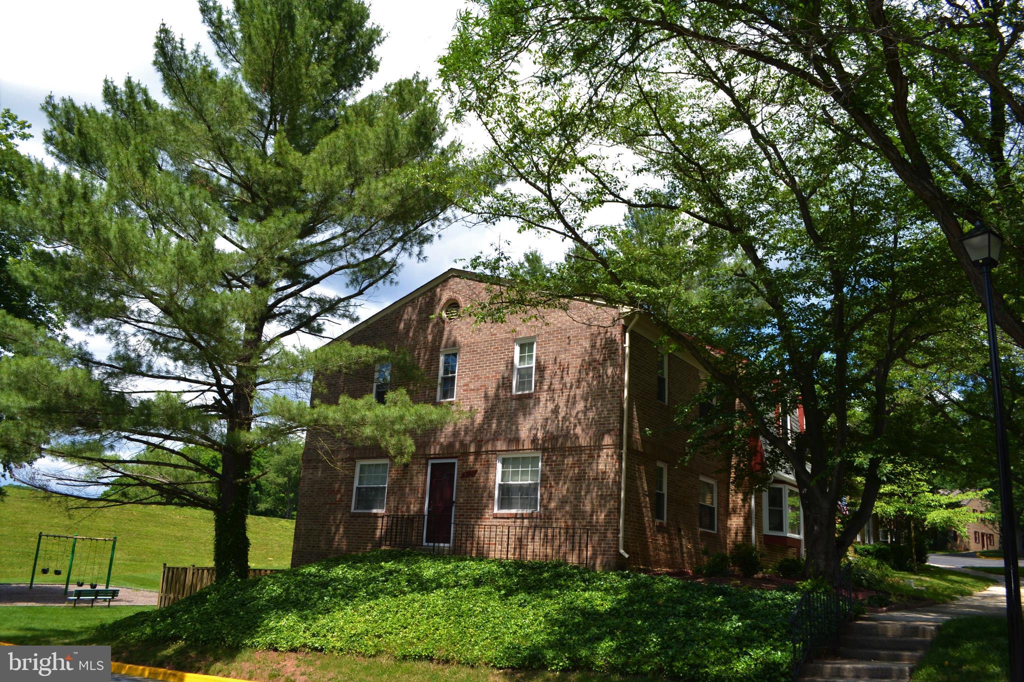 LAKEPOINTE - Residential Lease