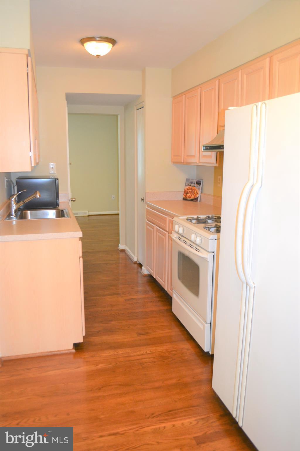 LAKEPOINTE - Residential Lease