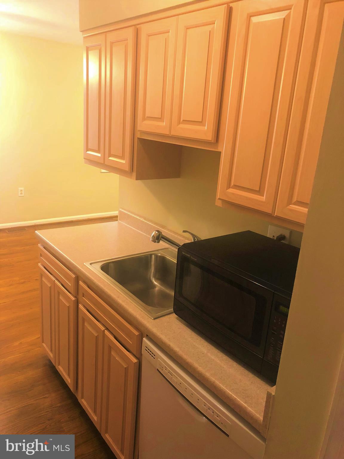 LAKEPOINTE - Residential Lease