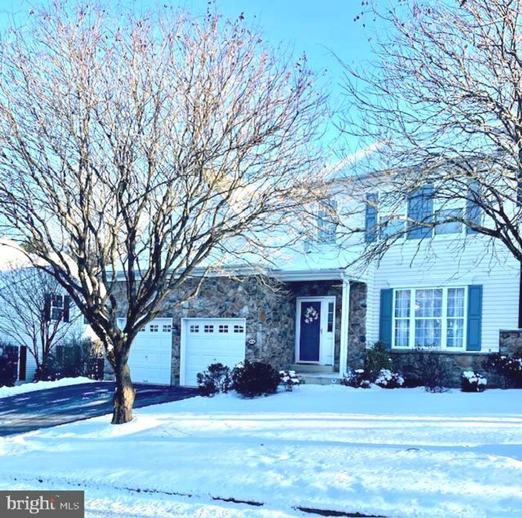 Photo of 806 Hinchley Run, WEST CHESTER, PA 19382 (MLS # PACT2116302)