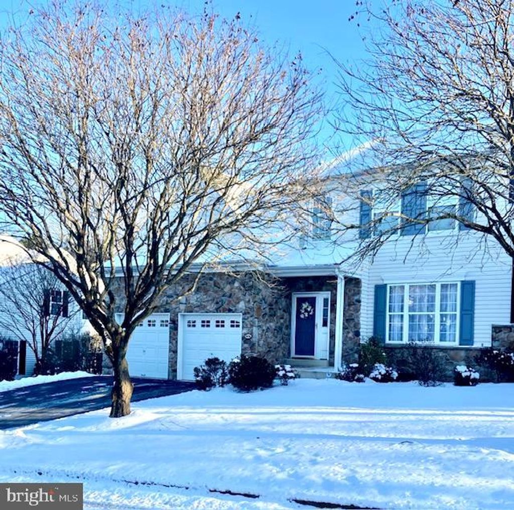 Photo of 806 Hinchley Run, WEST CHESTER, PA 19382 (MLS # PACT2116302)