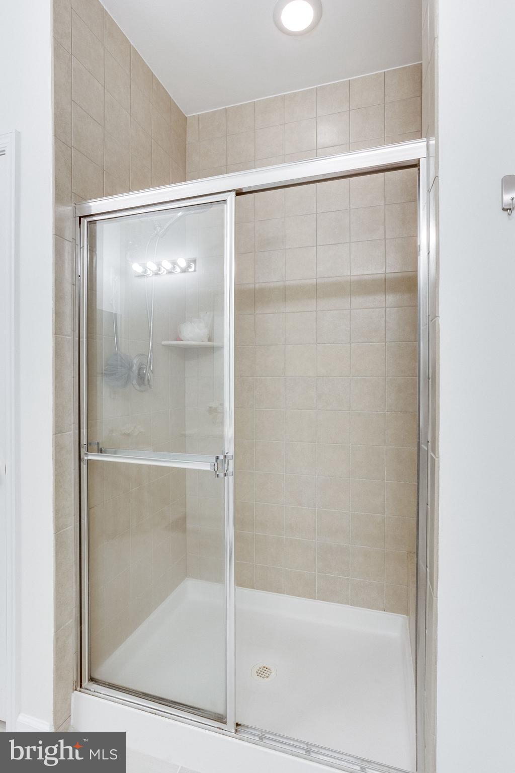 POTOMAC GREEN - Residential Lease