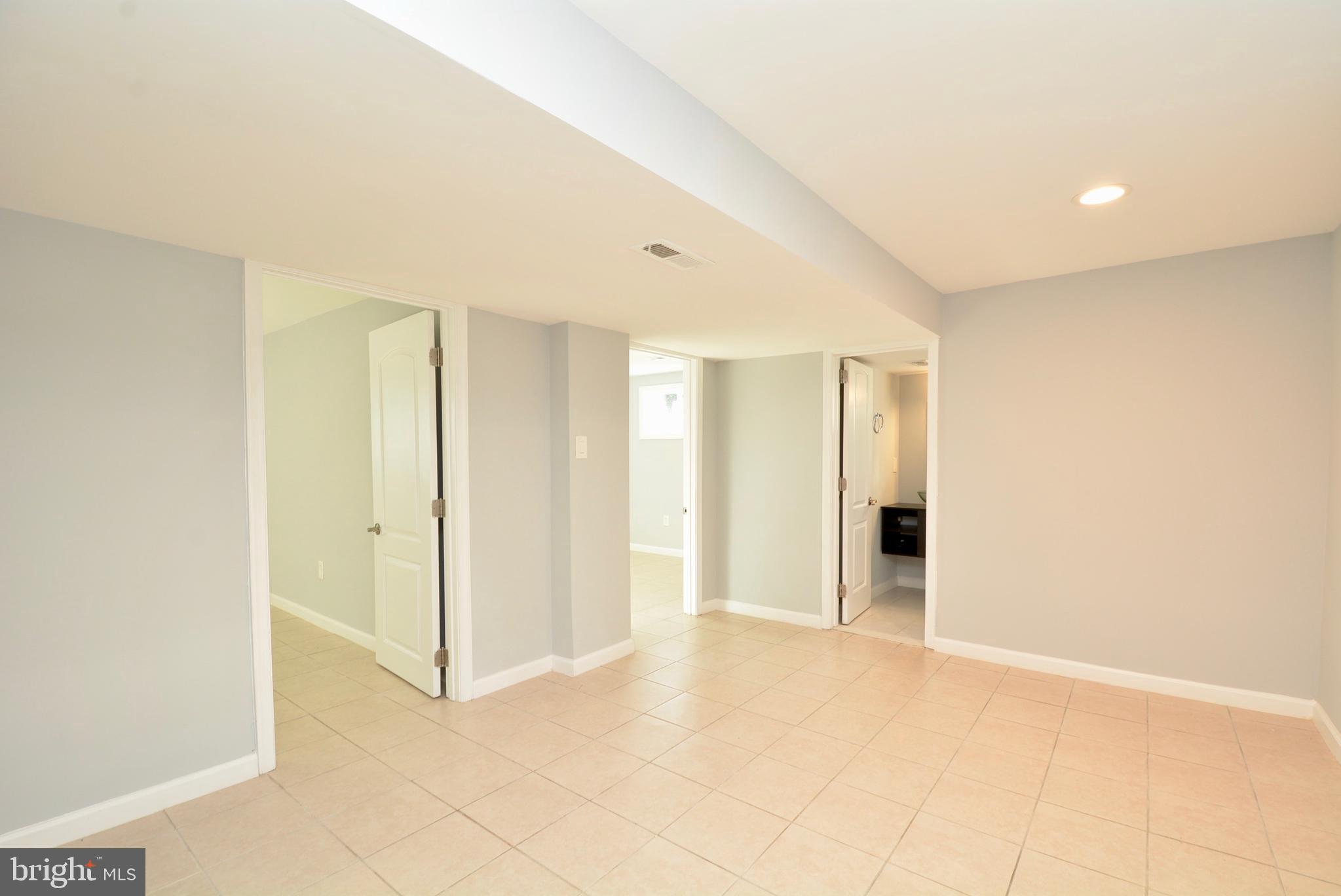 FOREST HEIGHTS - Residential