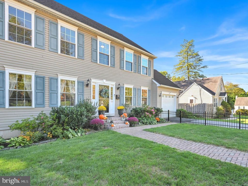 Photo of 206 W King Street, MALVERN, PA 19355 (MLS # PACT2110818)