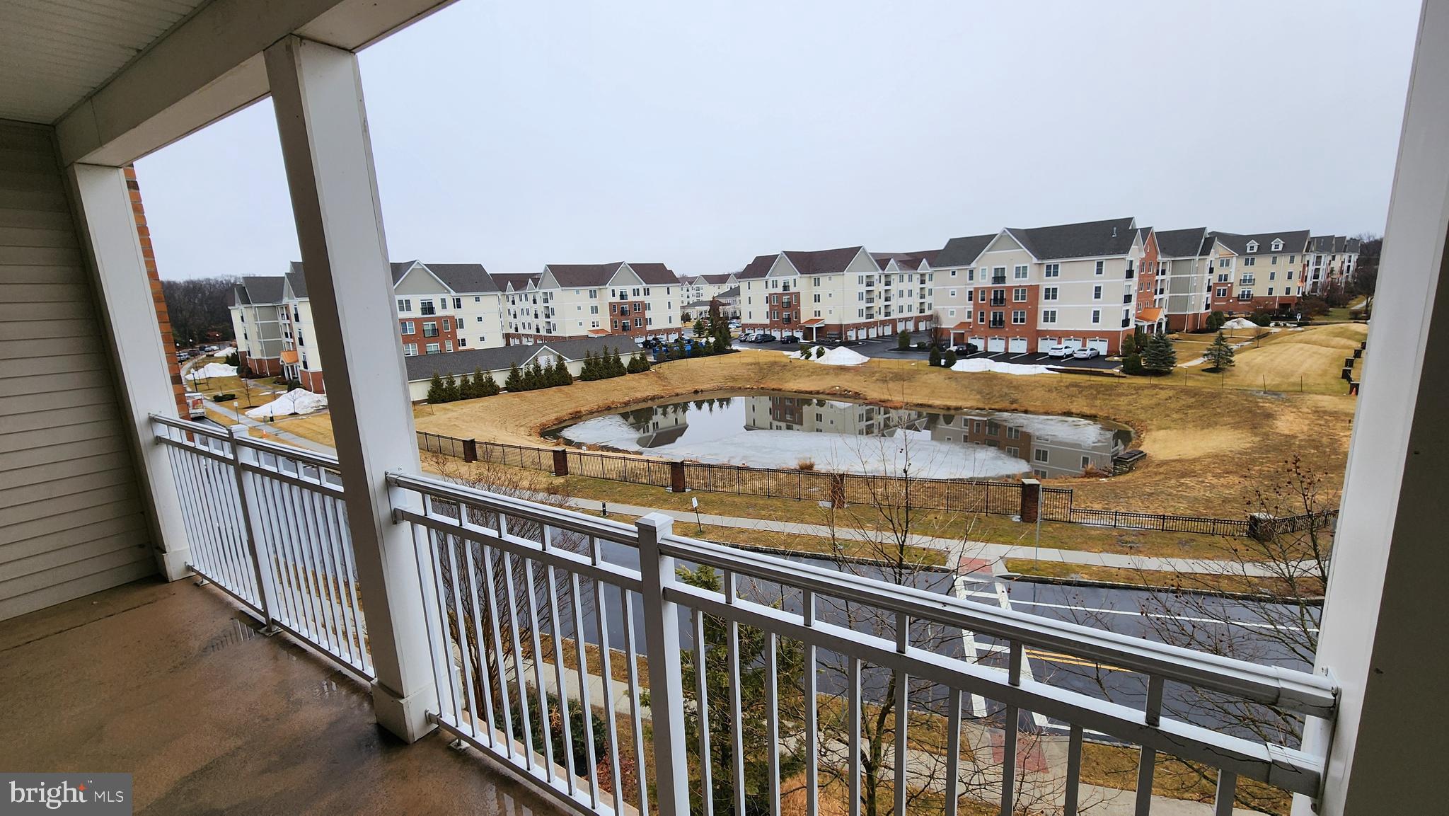 245 BREEDERS CUP DRIVE