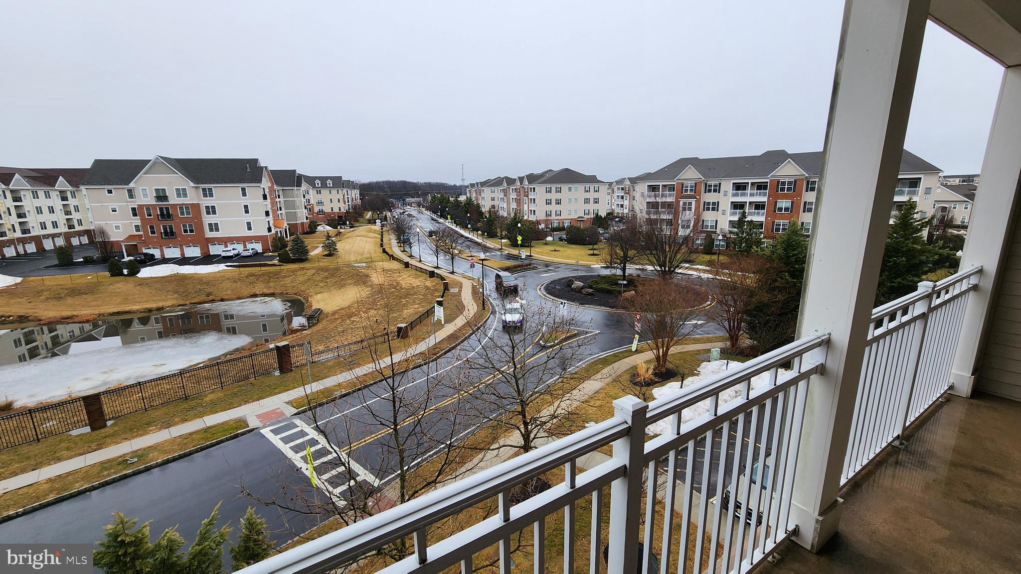 245 BREEDERS CUP DRIVE