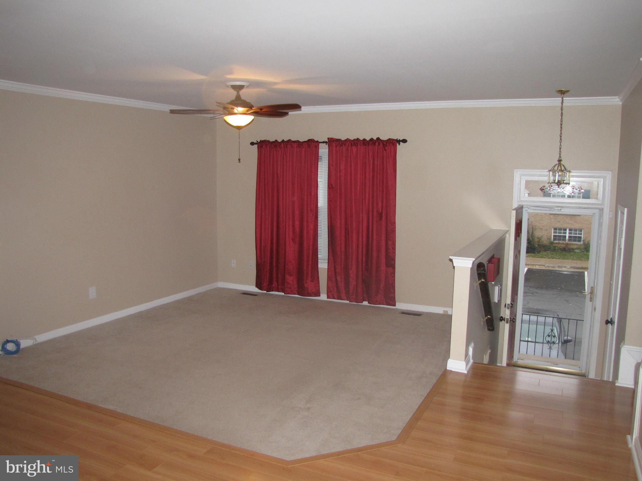 MIRROR RIDGE - Residential Lease