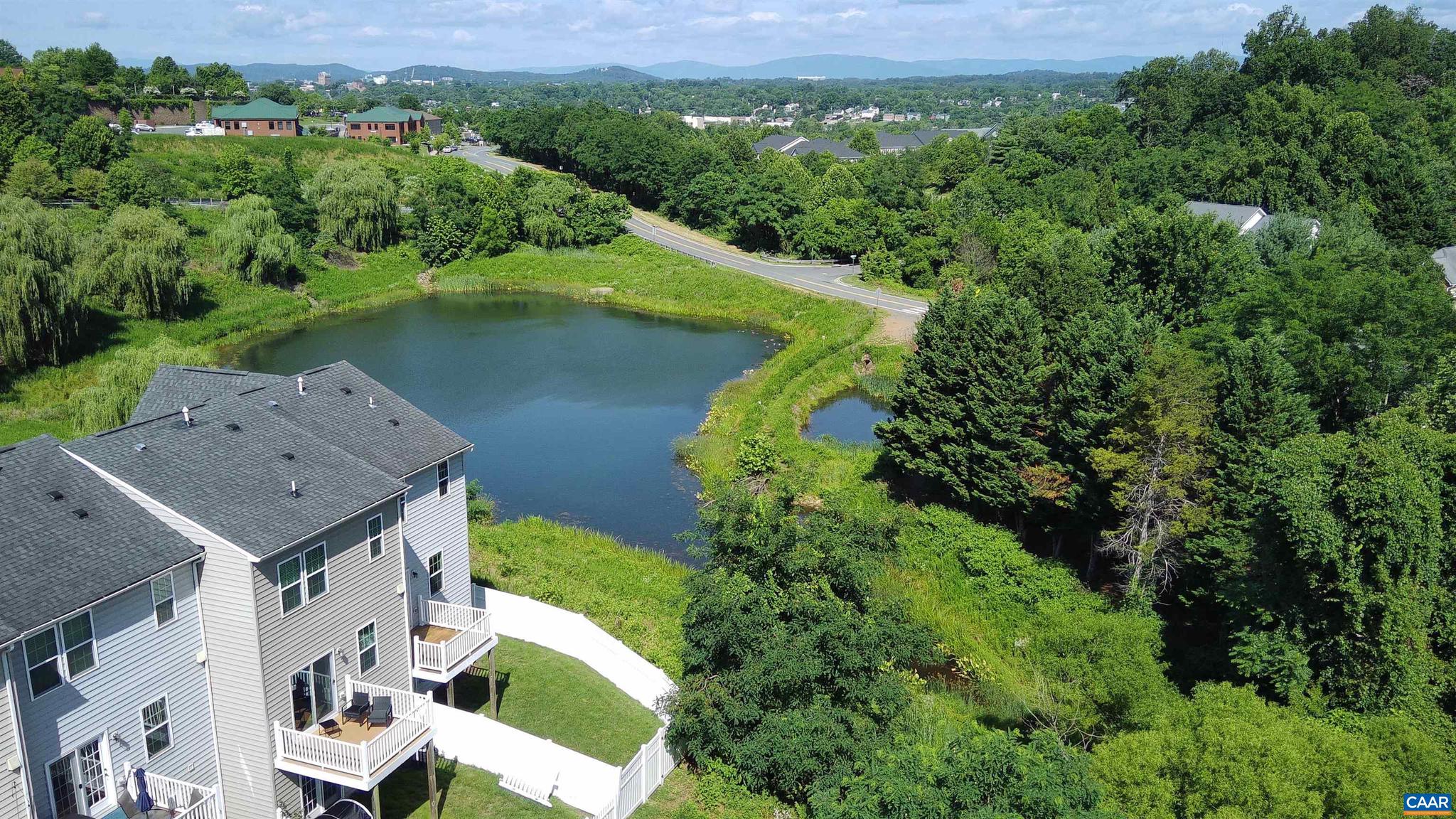 2176 WHISPERING HOLLOW LN
