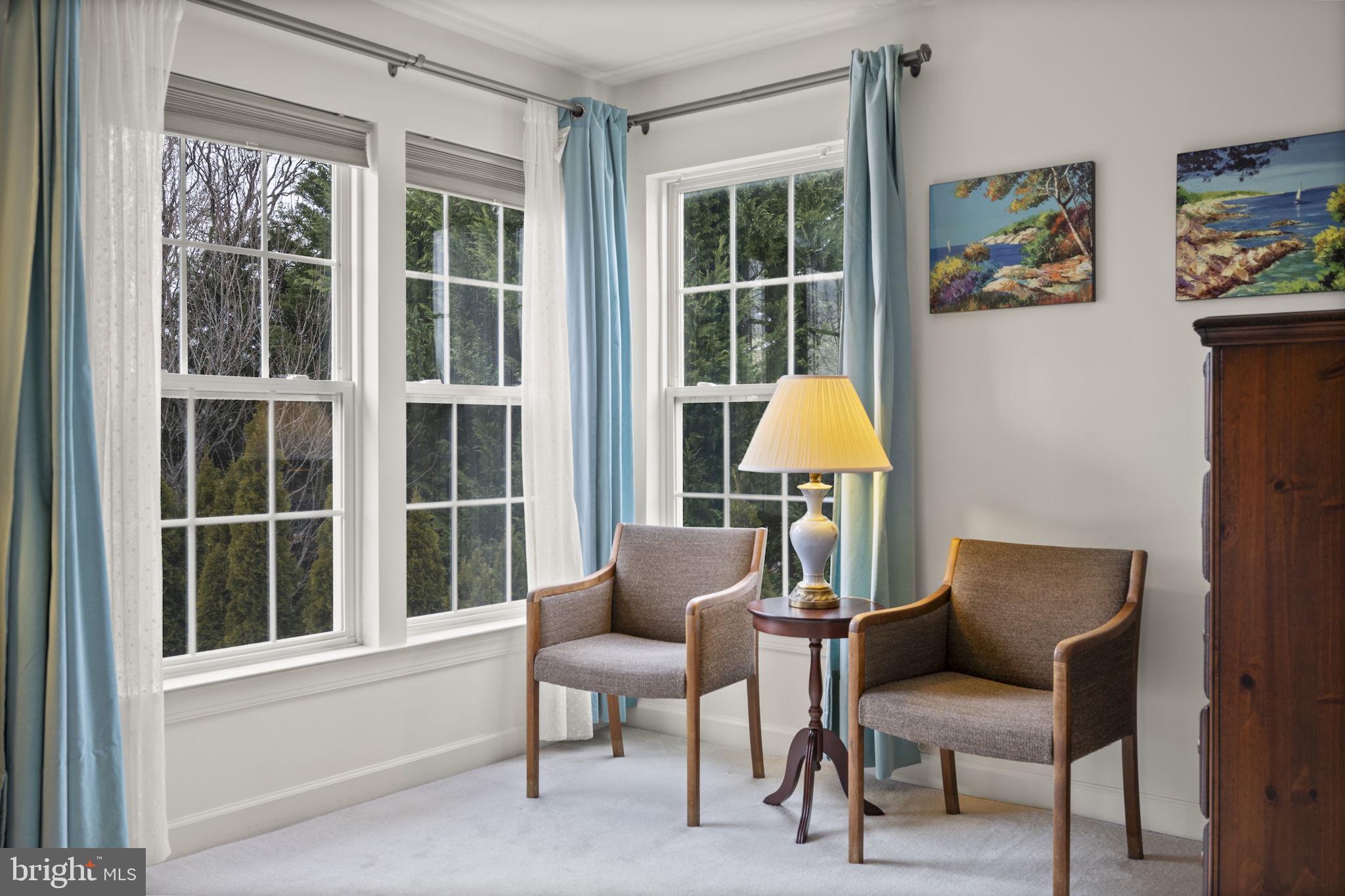 CROSSROADS - Residential