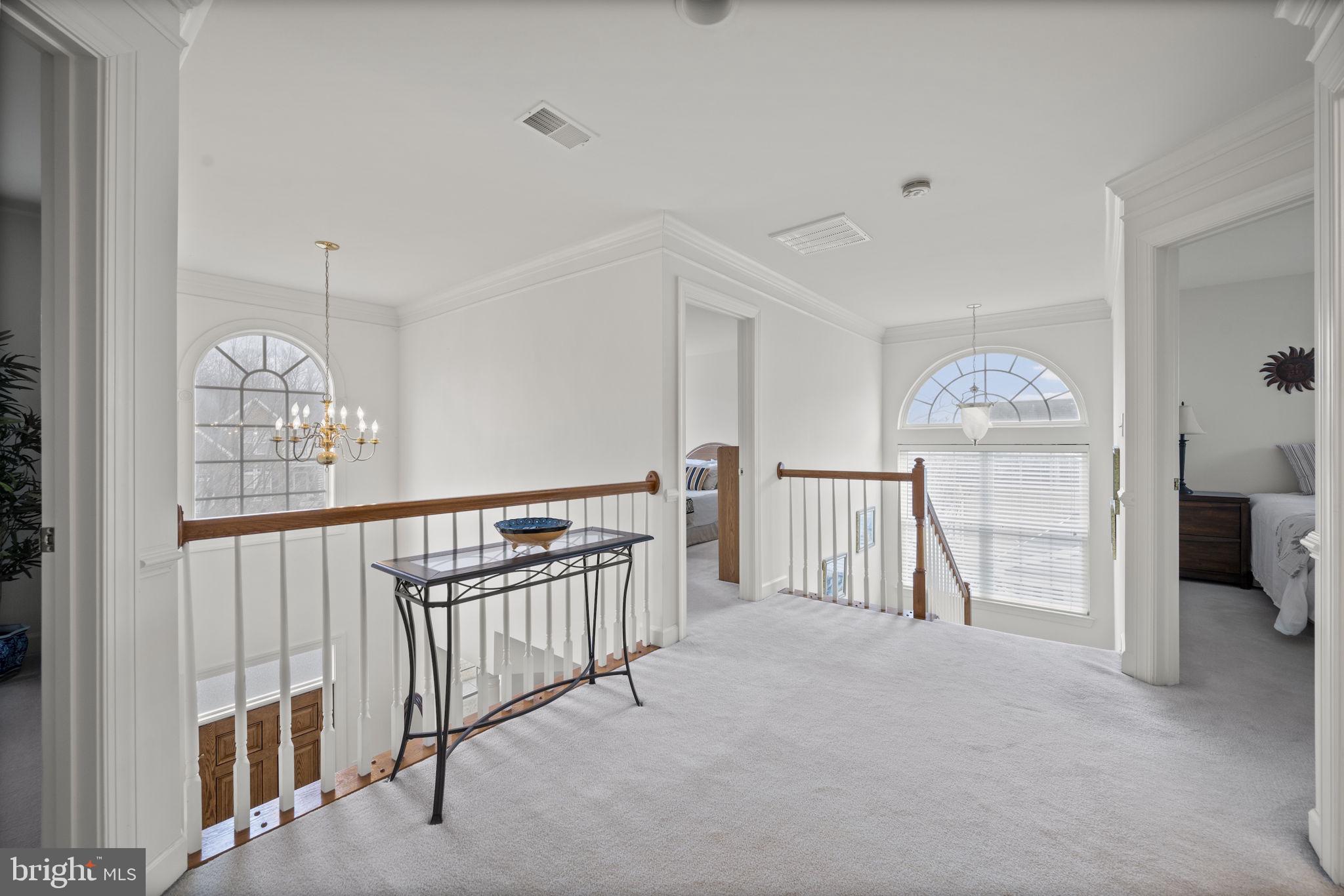 CROSSROADS - Residential