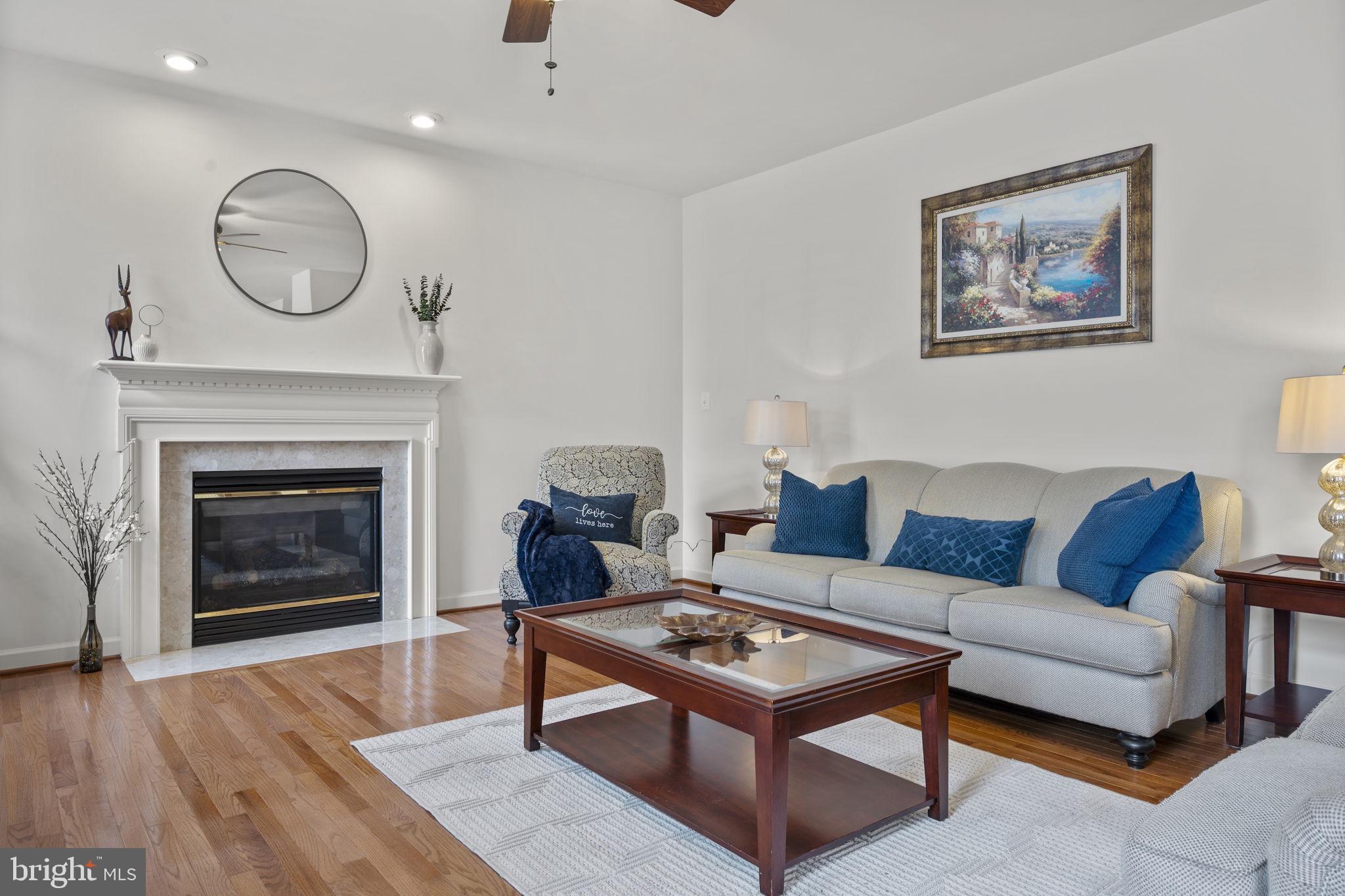 CROSSROADS - Residential