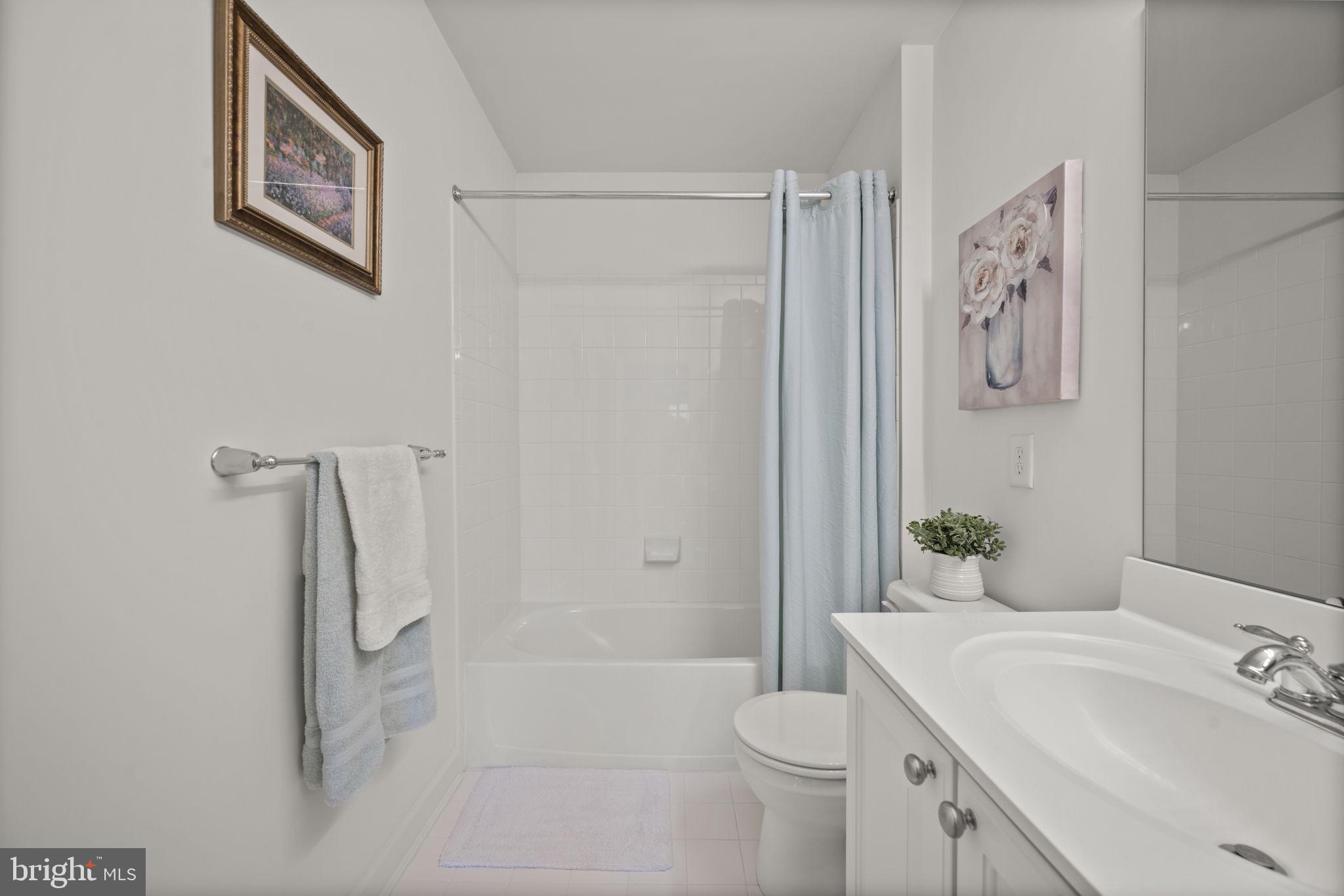 CROSSROADS - Residential