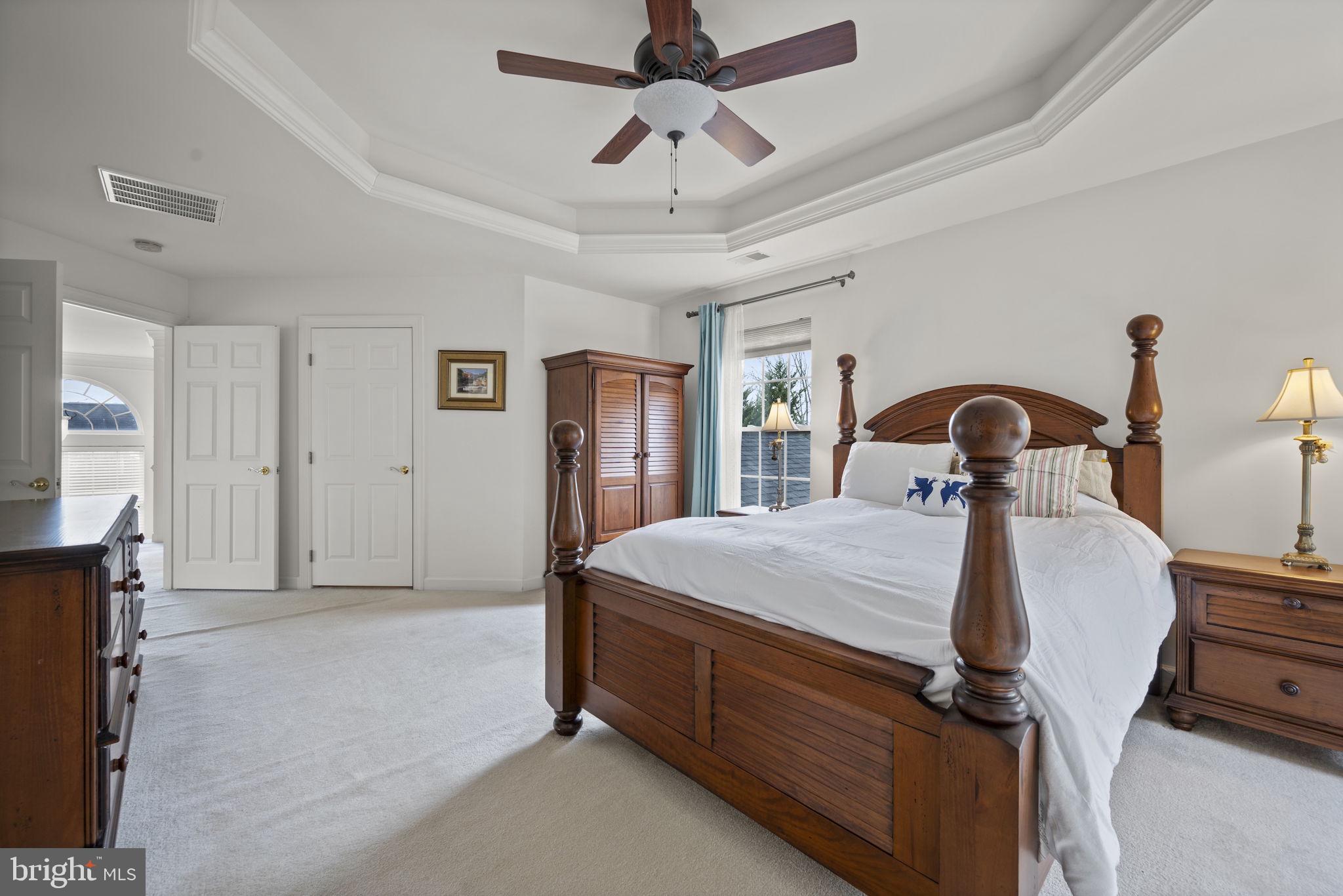 CROSSROADS - Residential