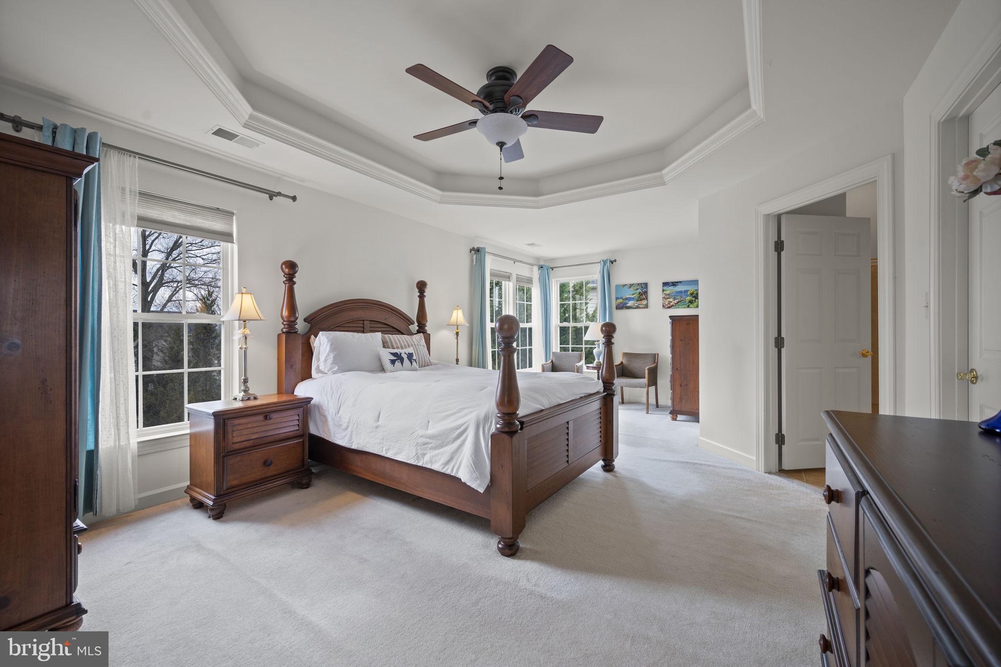 CROSSROADS - Residential