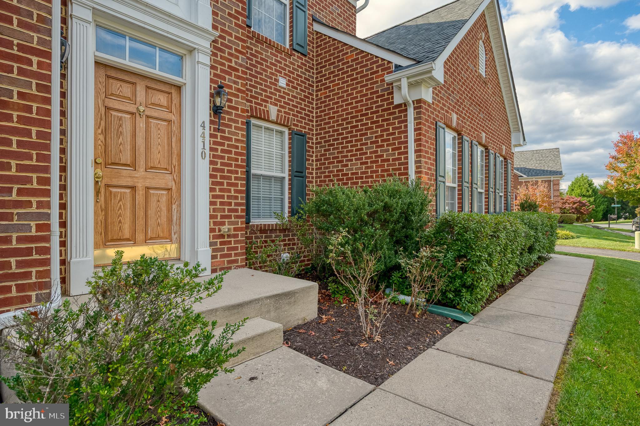 4410 CROSS BROOK DRIVE