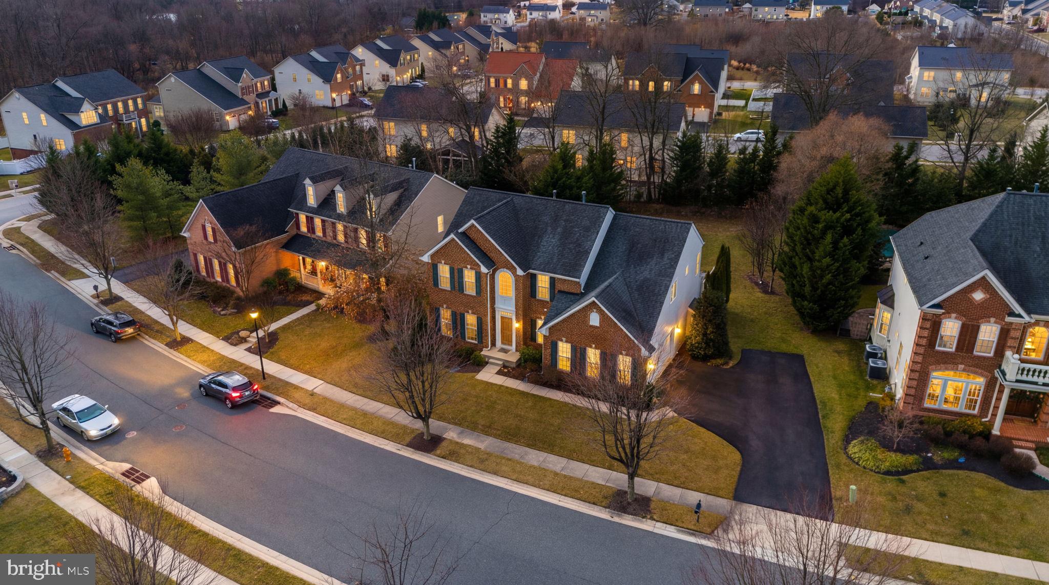 CROSSROADS - Residential