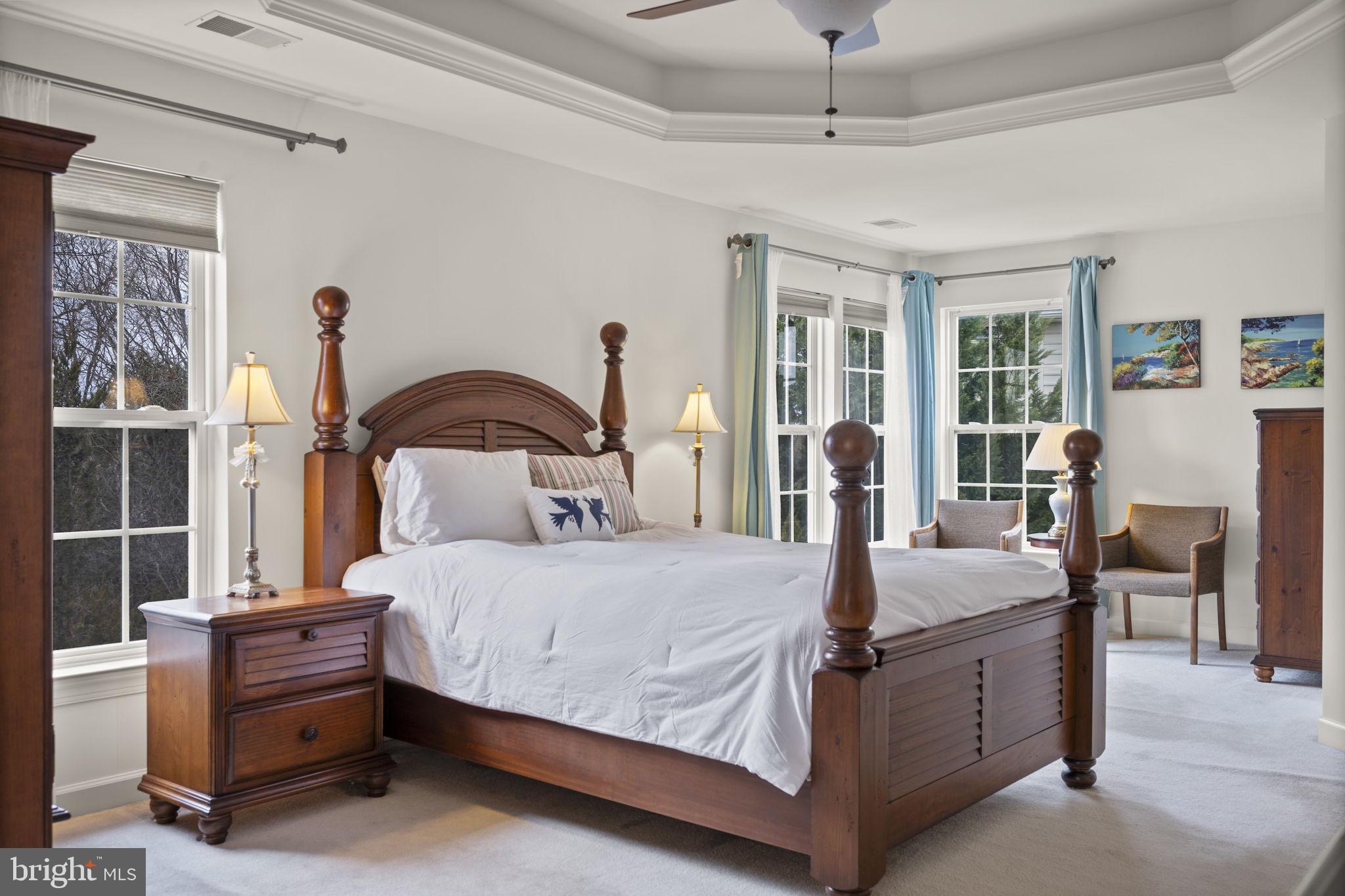 CROSSROADS - Residential