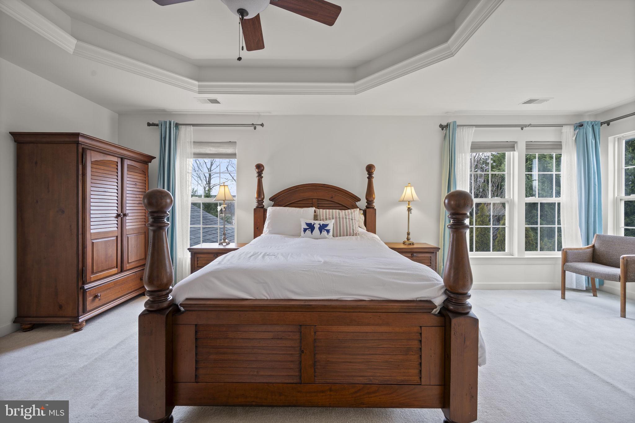 CROSSROADS - Residential