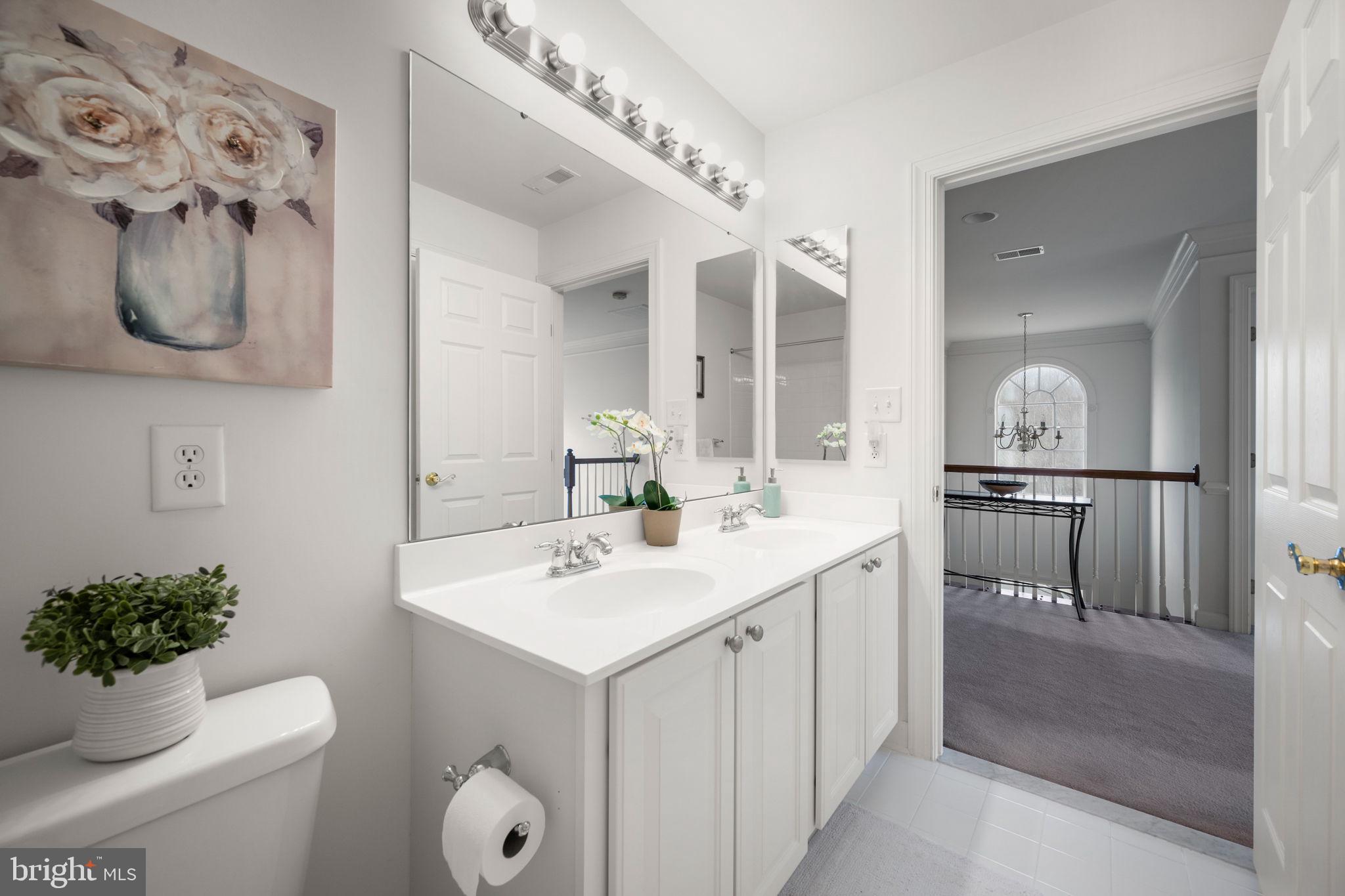 CROSSROADS - Residential