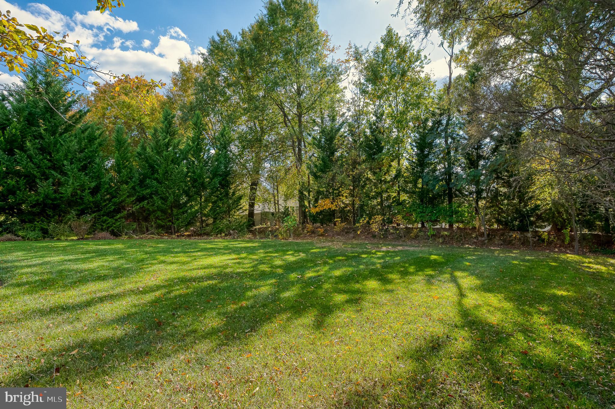 CROSSROADS - Residential