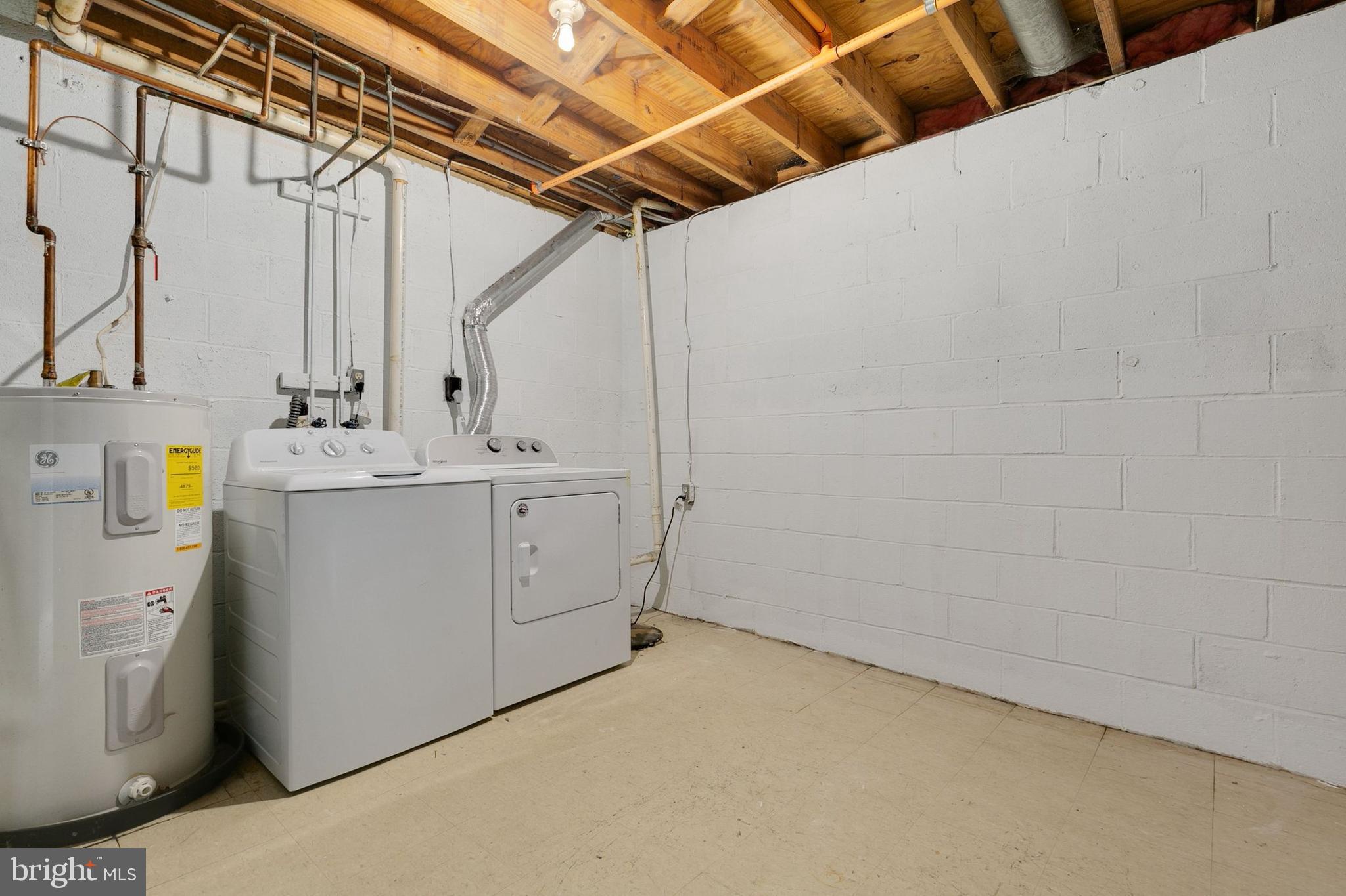 LAKELAND PARK - Residential