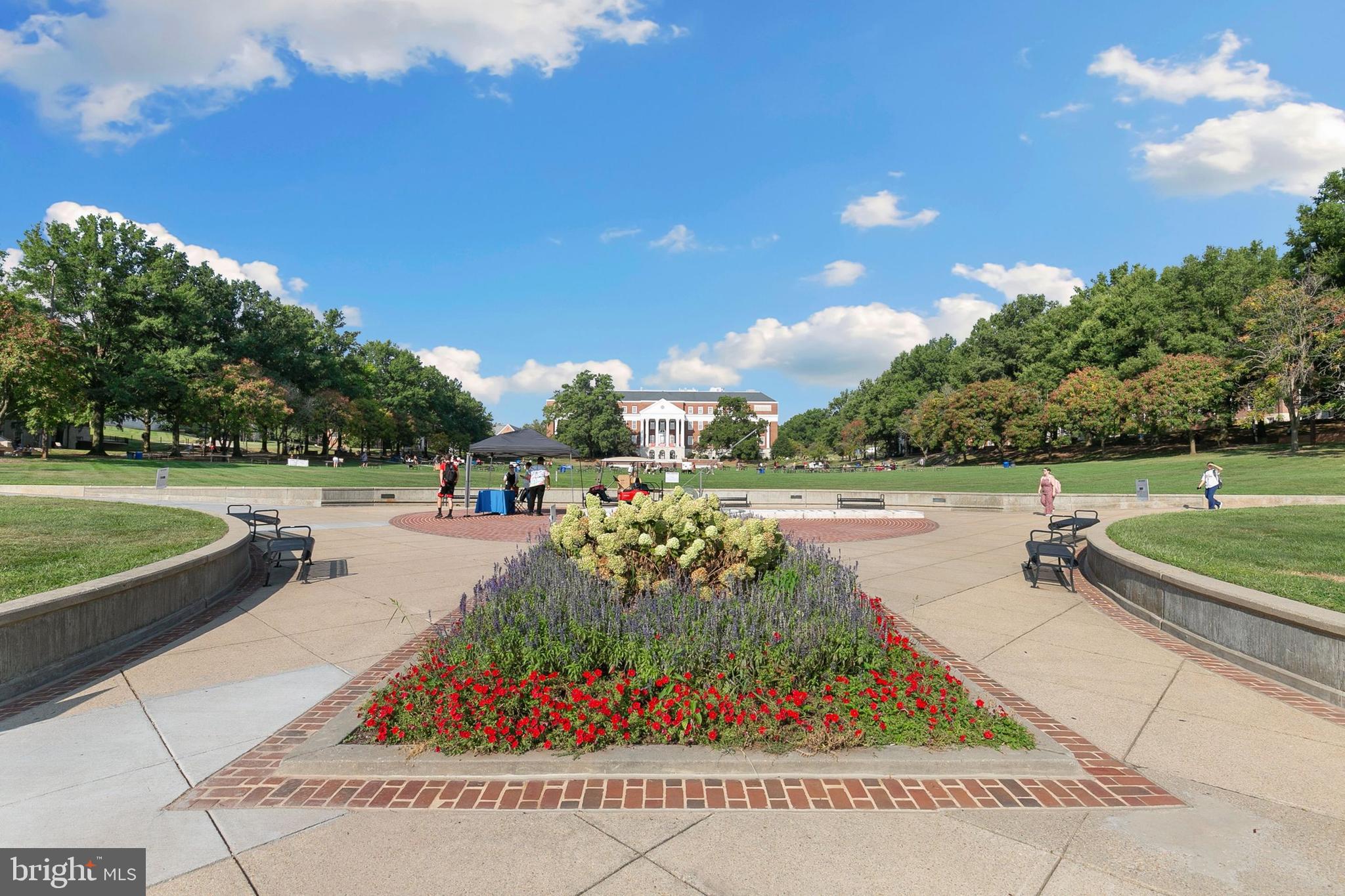 LAKELAND PARK - Residential