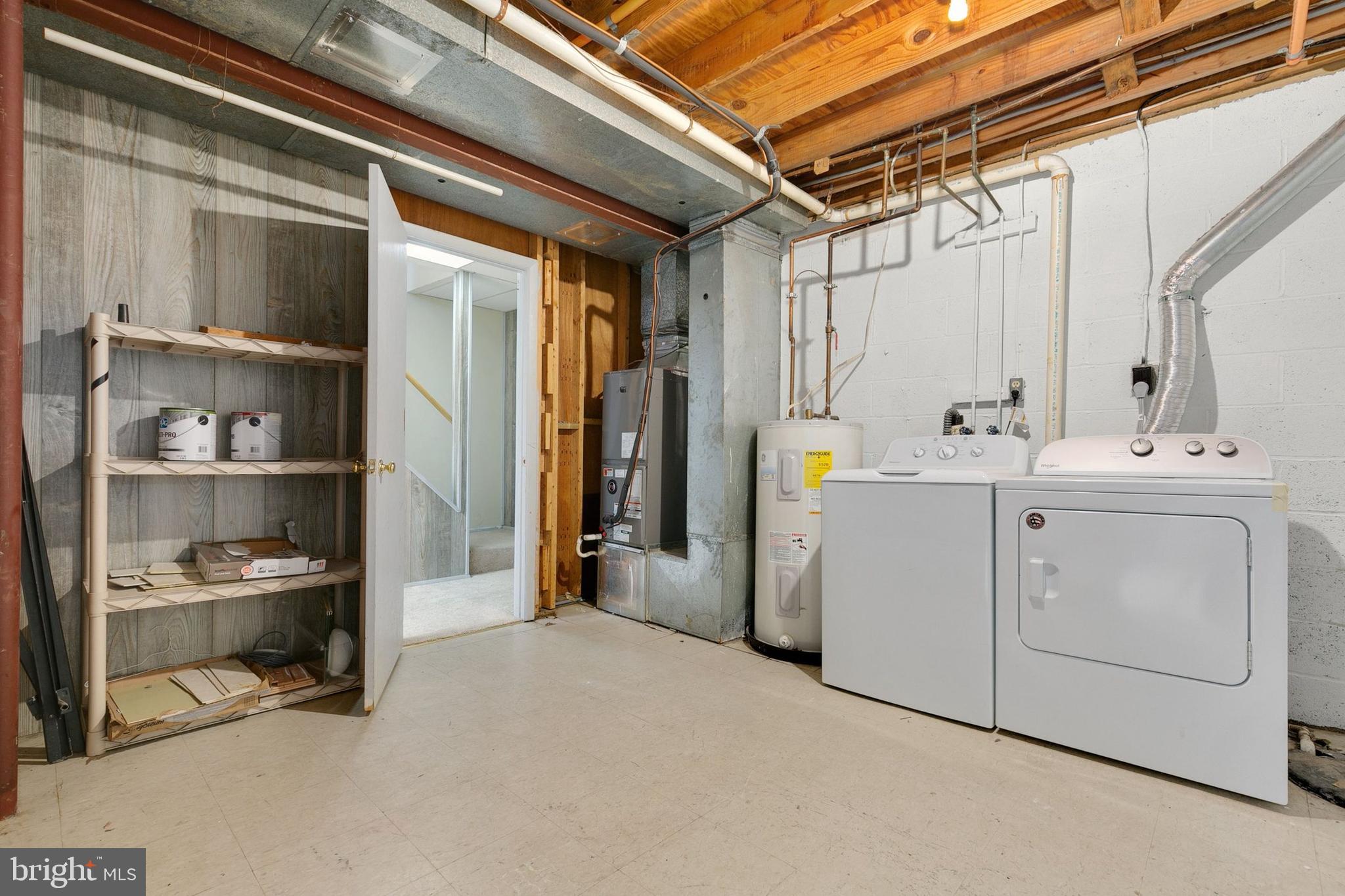 LAKELAND PARK - Residential