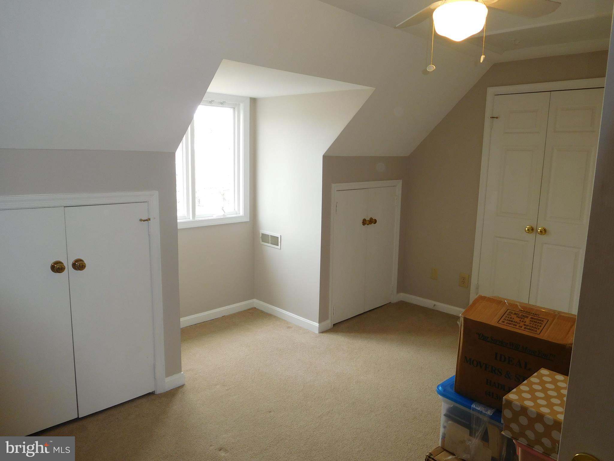 KING HENRY COURT - Residential Lease