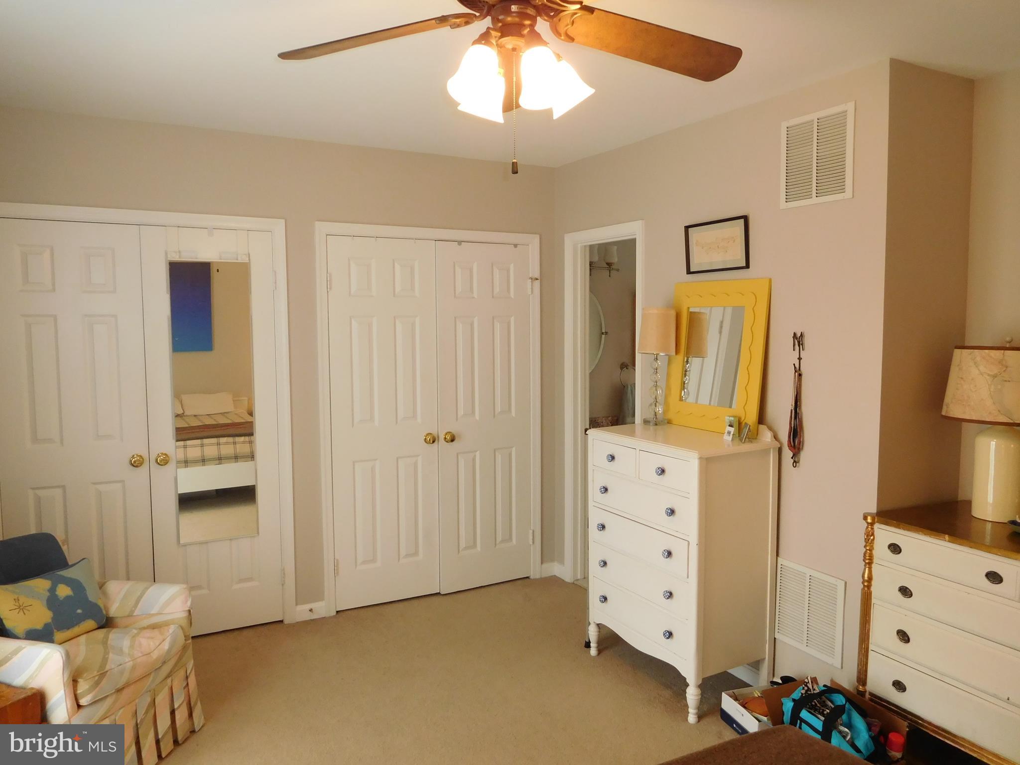 KING HENRY COURT - Residential Lease