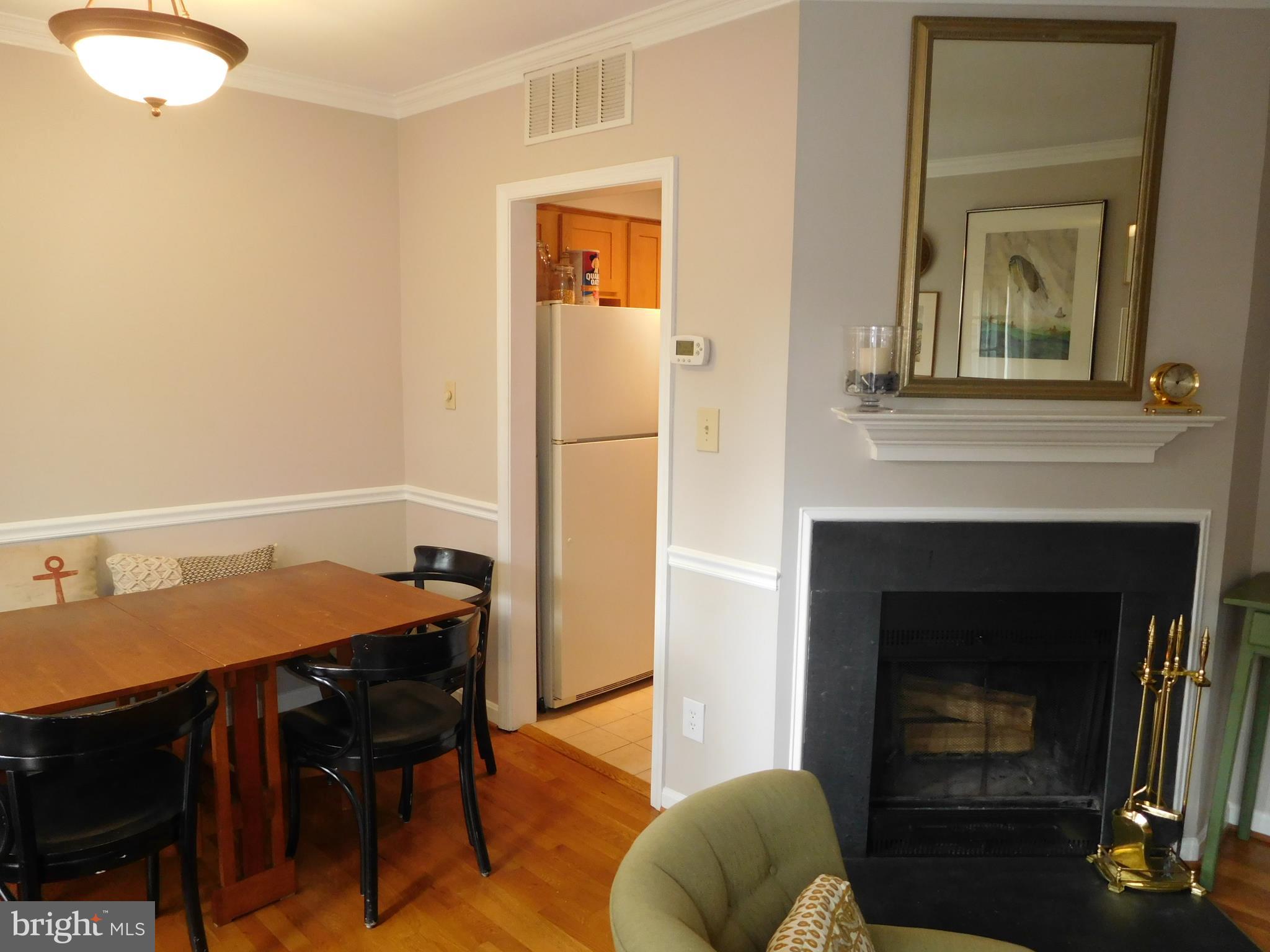 KING HENRY COURT - Residential Lease