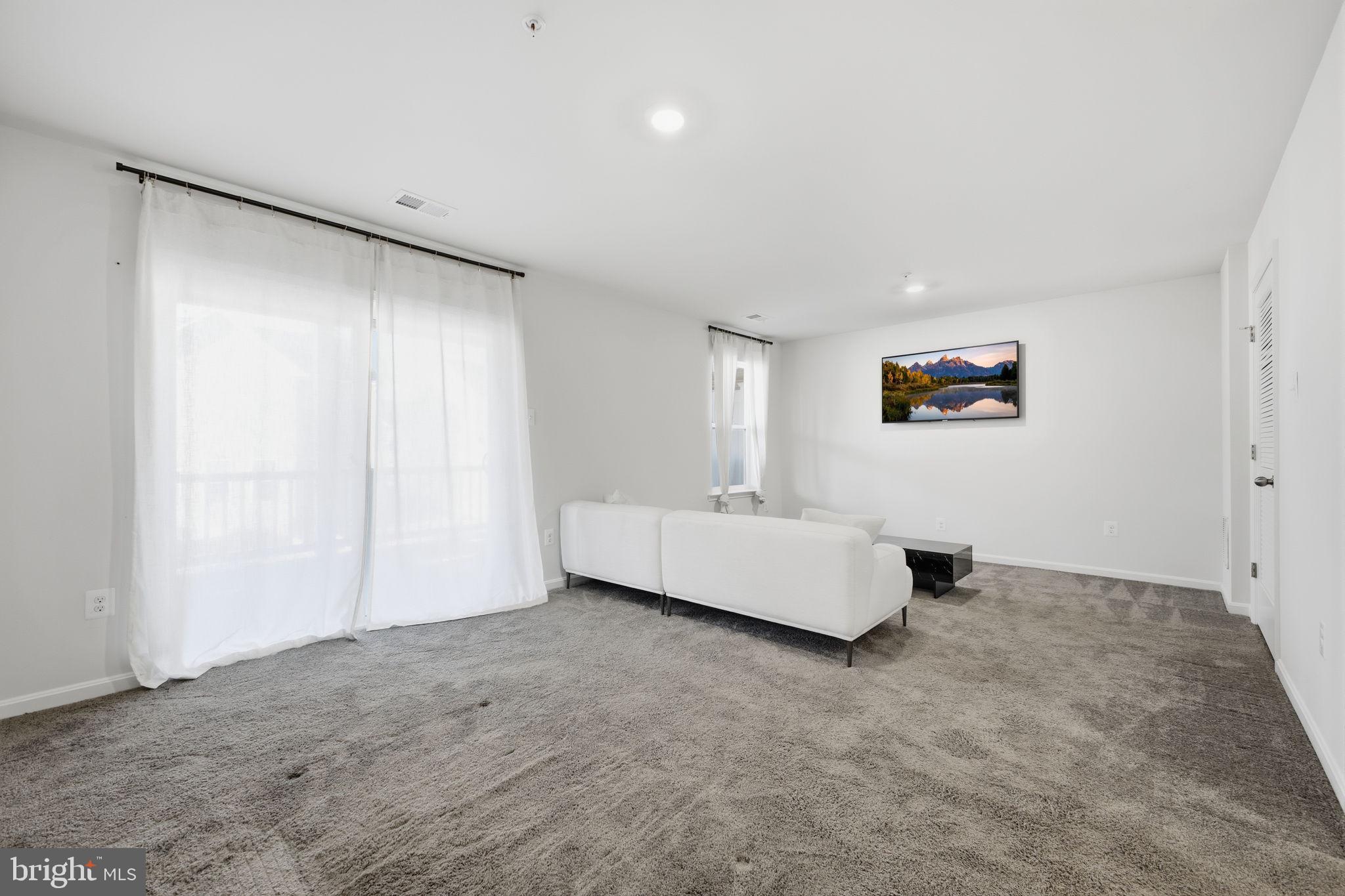 SIGNATURE CLUB - Residential