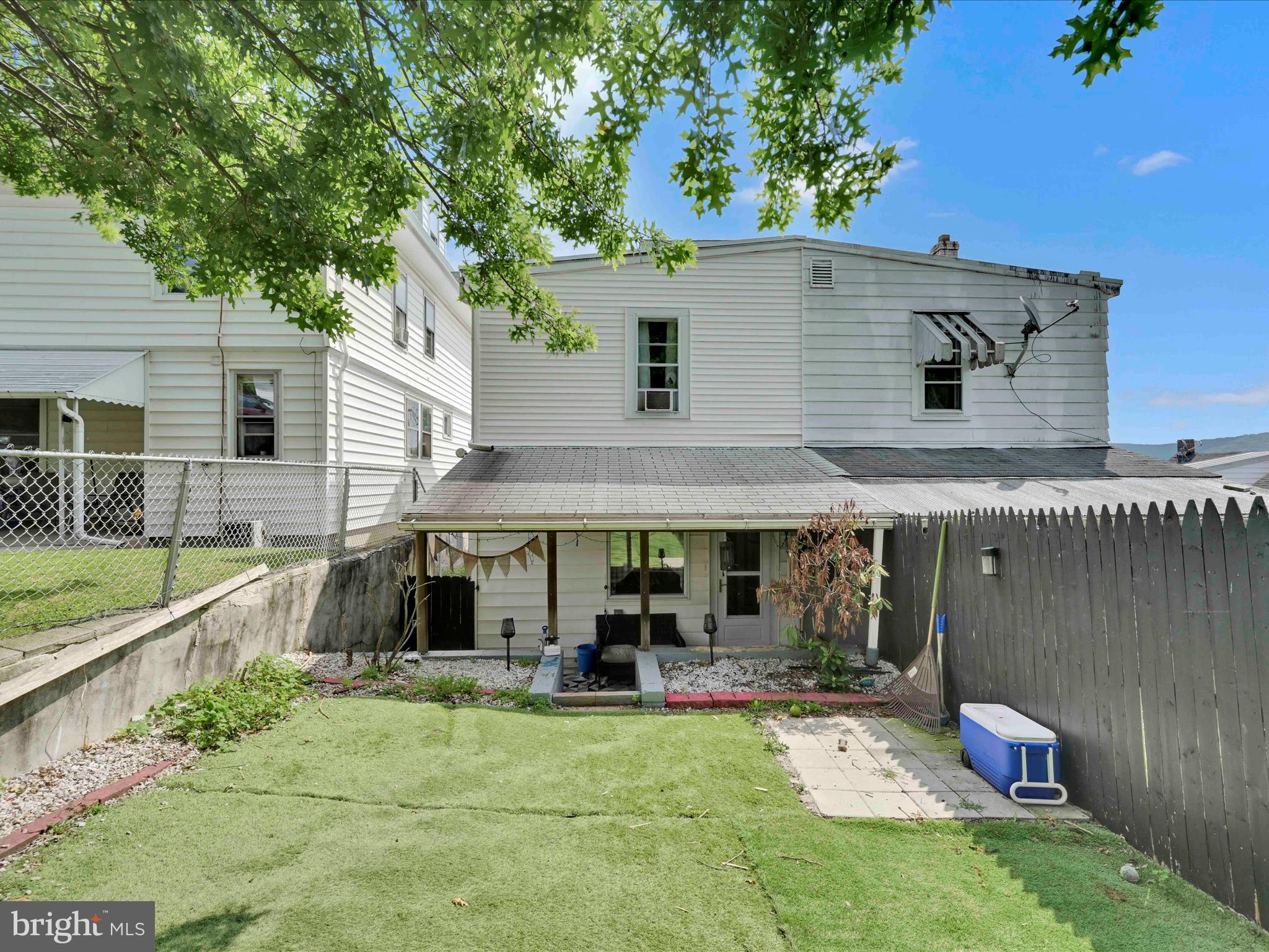 POTTSVILLE - Residential