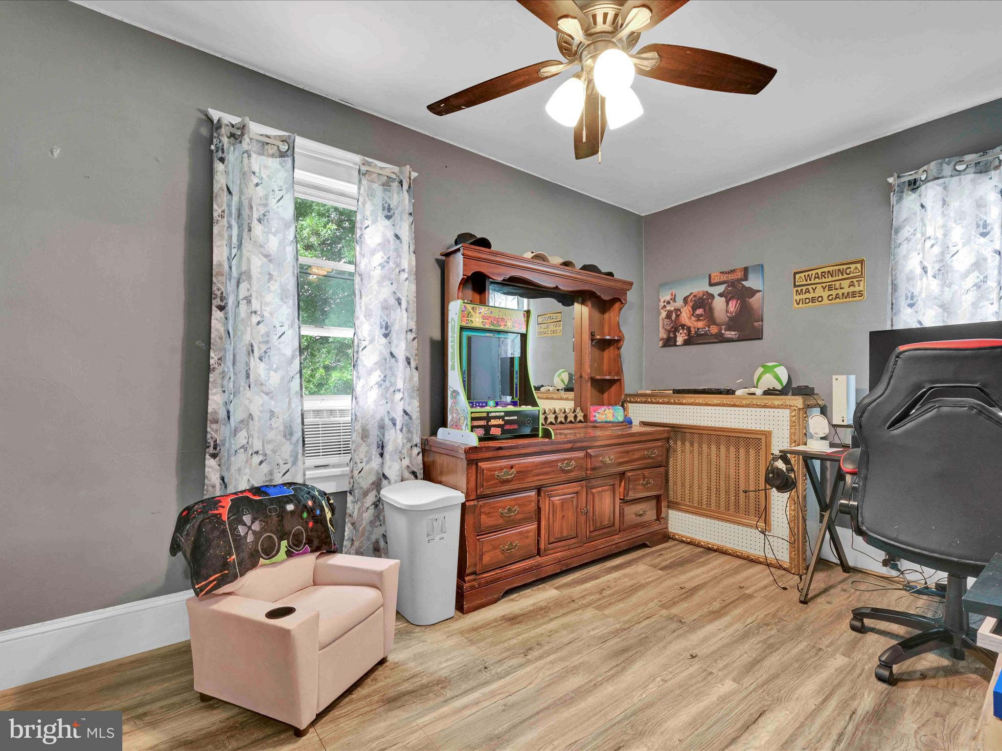 POTTSVILLE - Residential