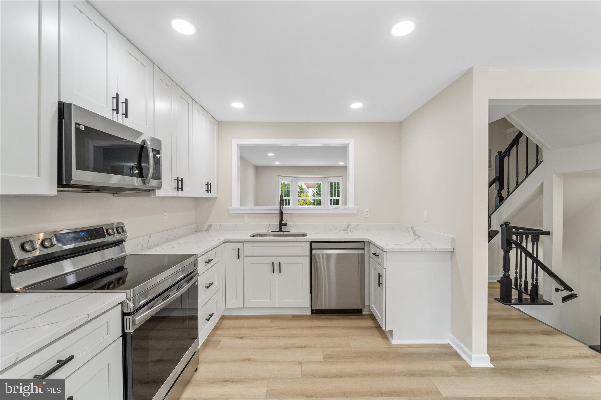 FOX CREEK - Residential