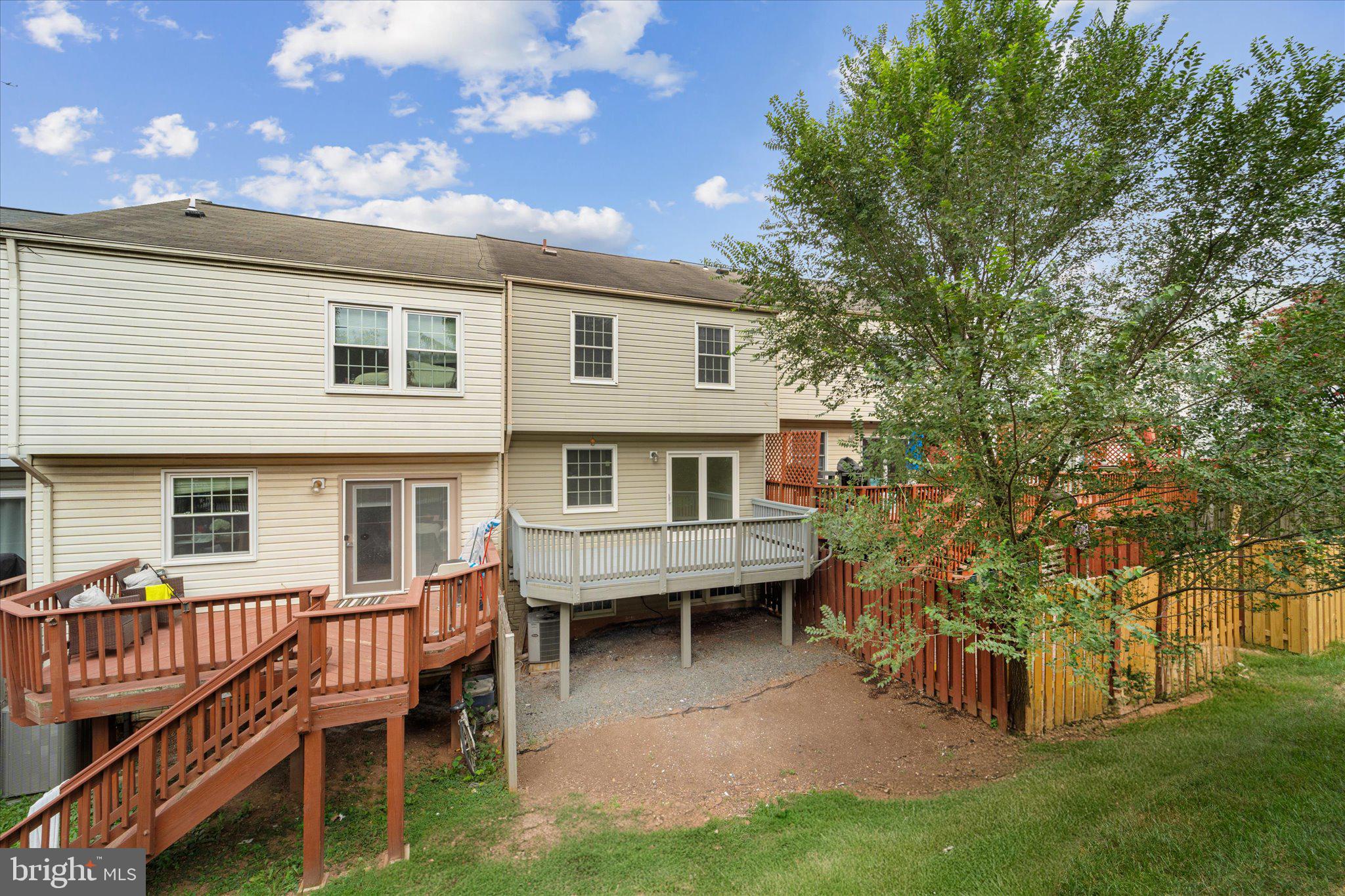 FOX CREEK - Residential