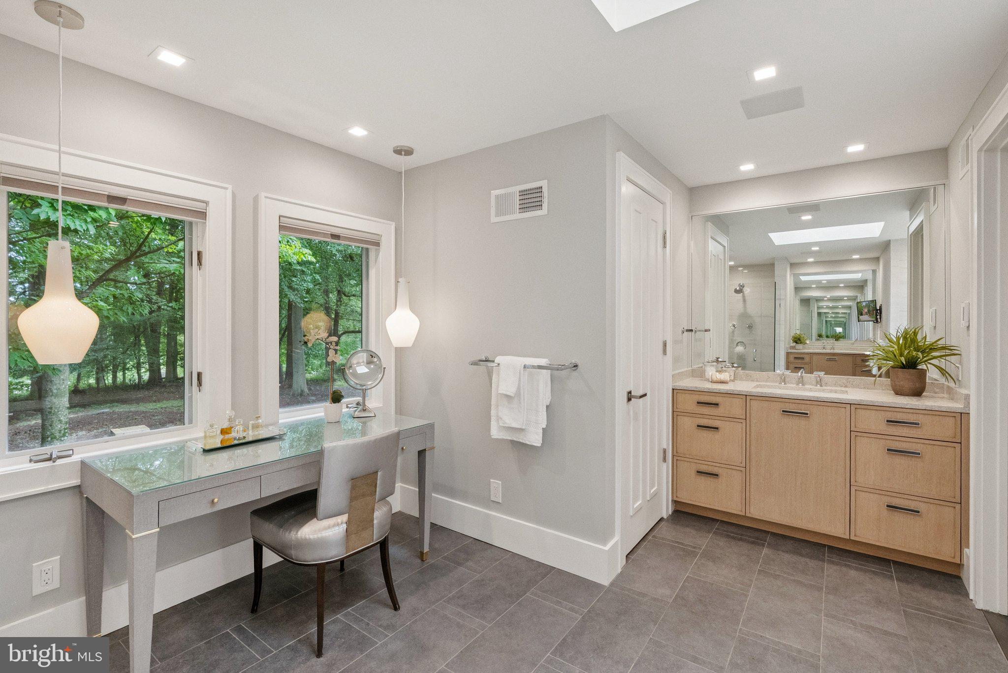 AVENEL - Residential