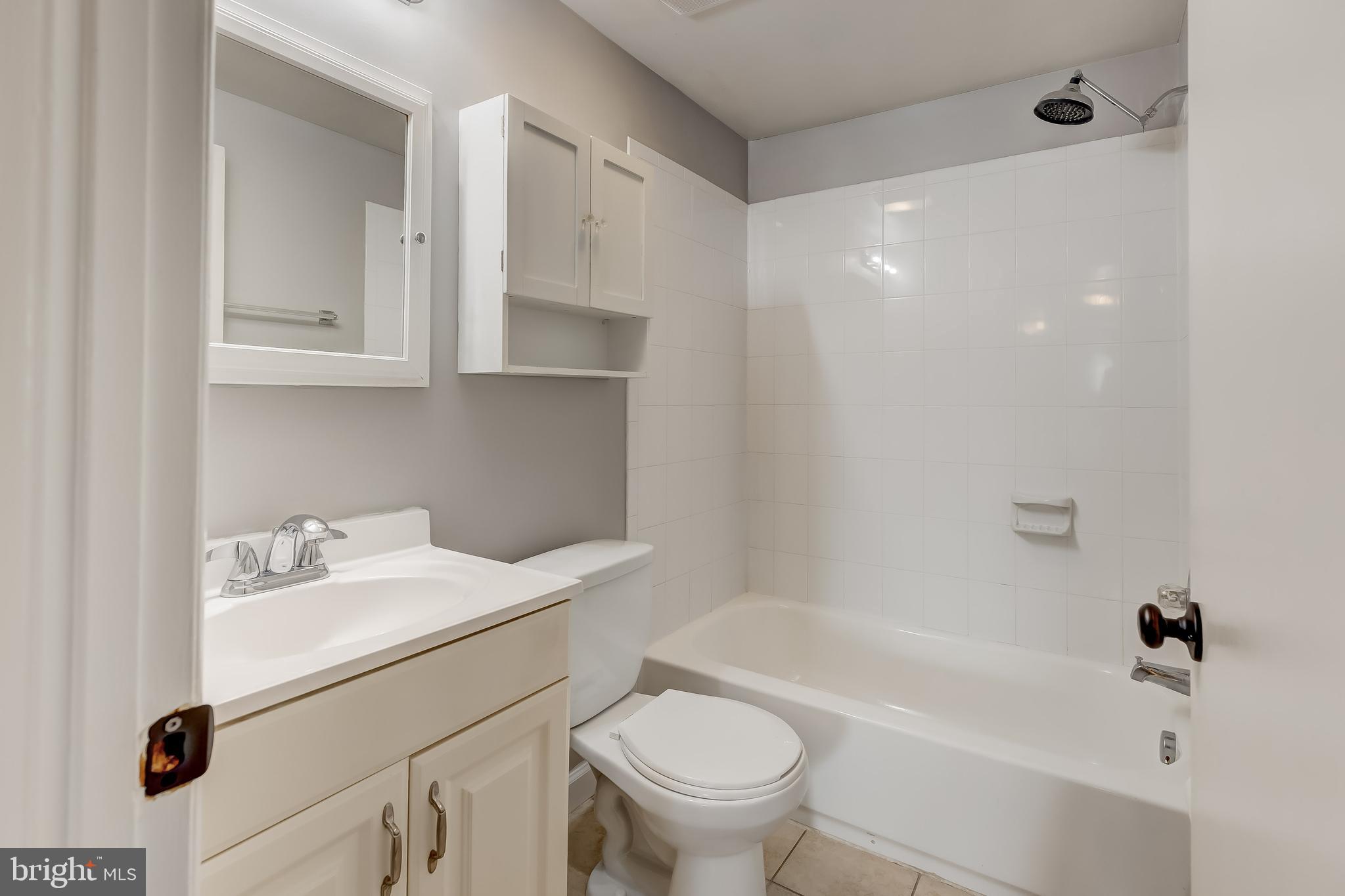 CROFTON TOWNE/PARK - Residential