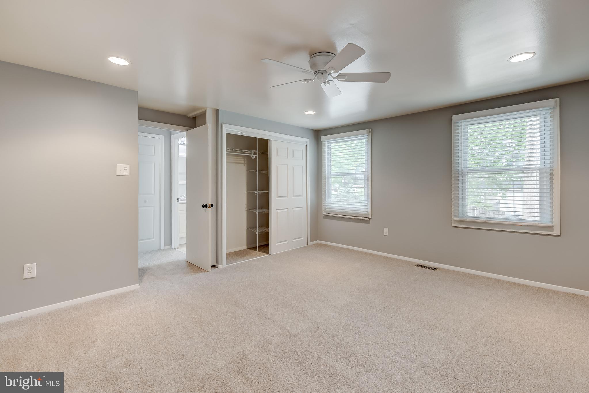 CROFTON TOWNE/PARK - Residential