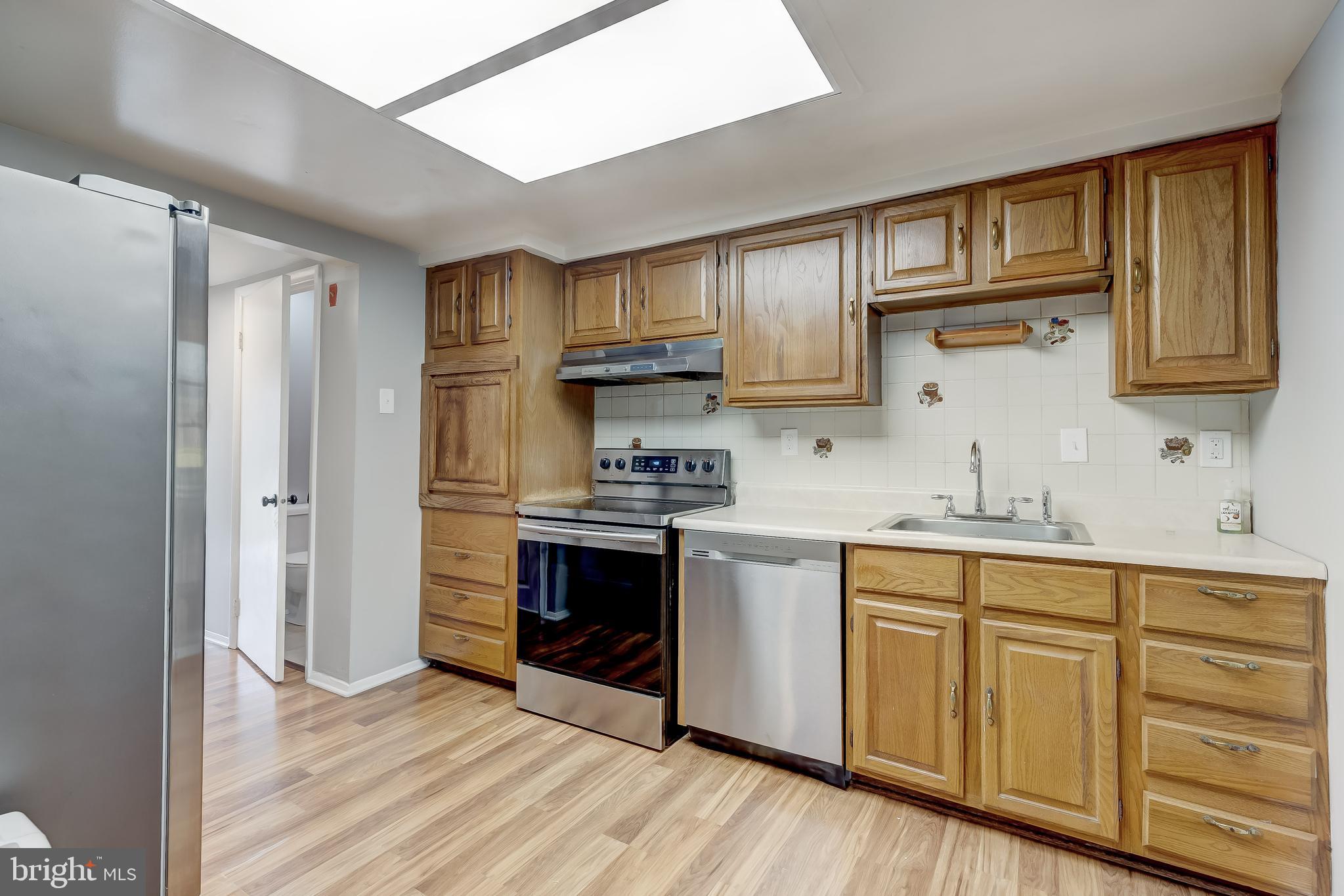 CROFTON TOWNE/PARK - Residential